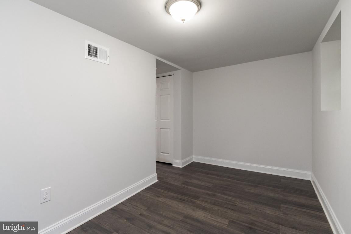 HYATTSVILLE HILLS - Residential