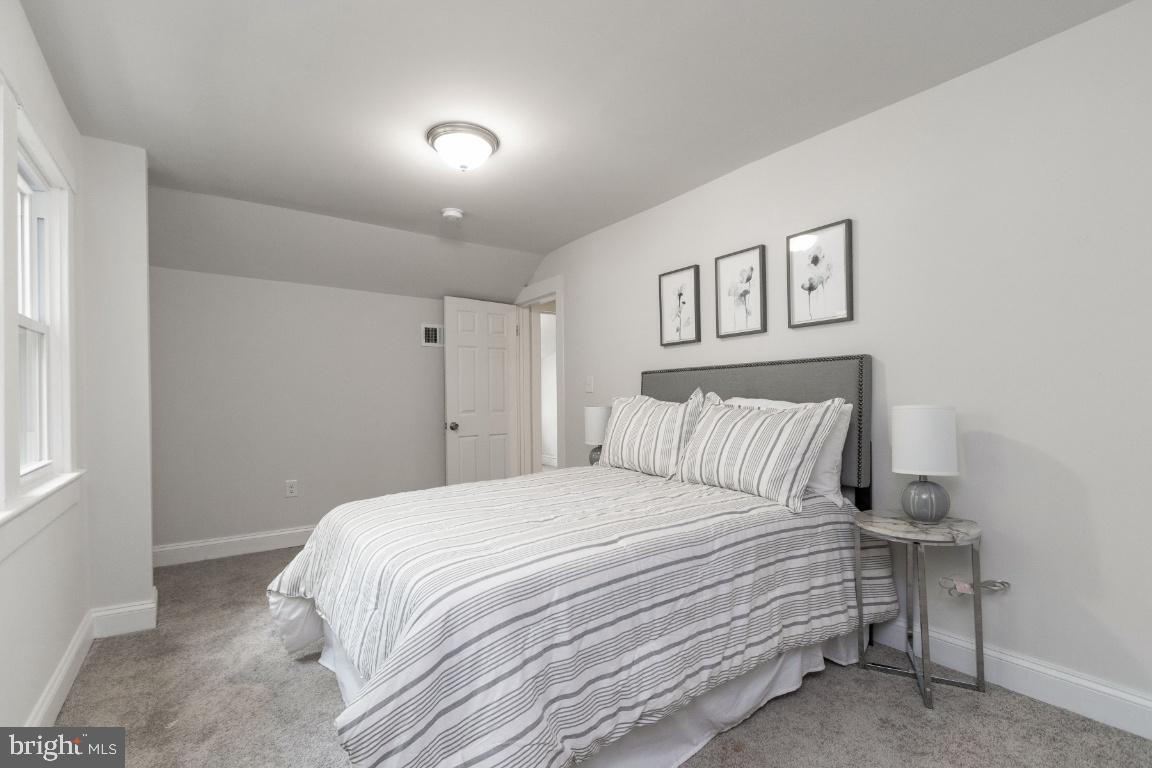 HYATTSVILLE HILLS - Residential