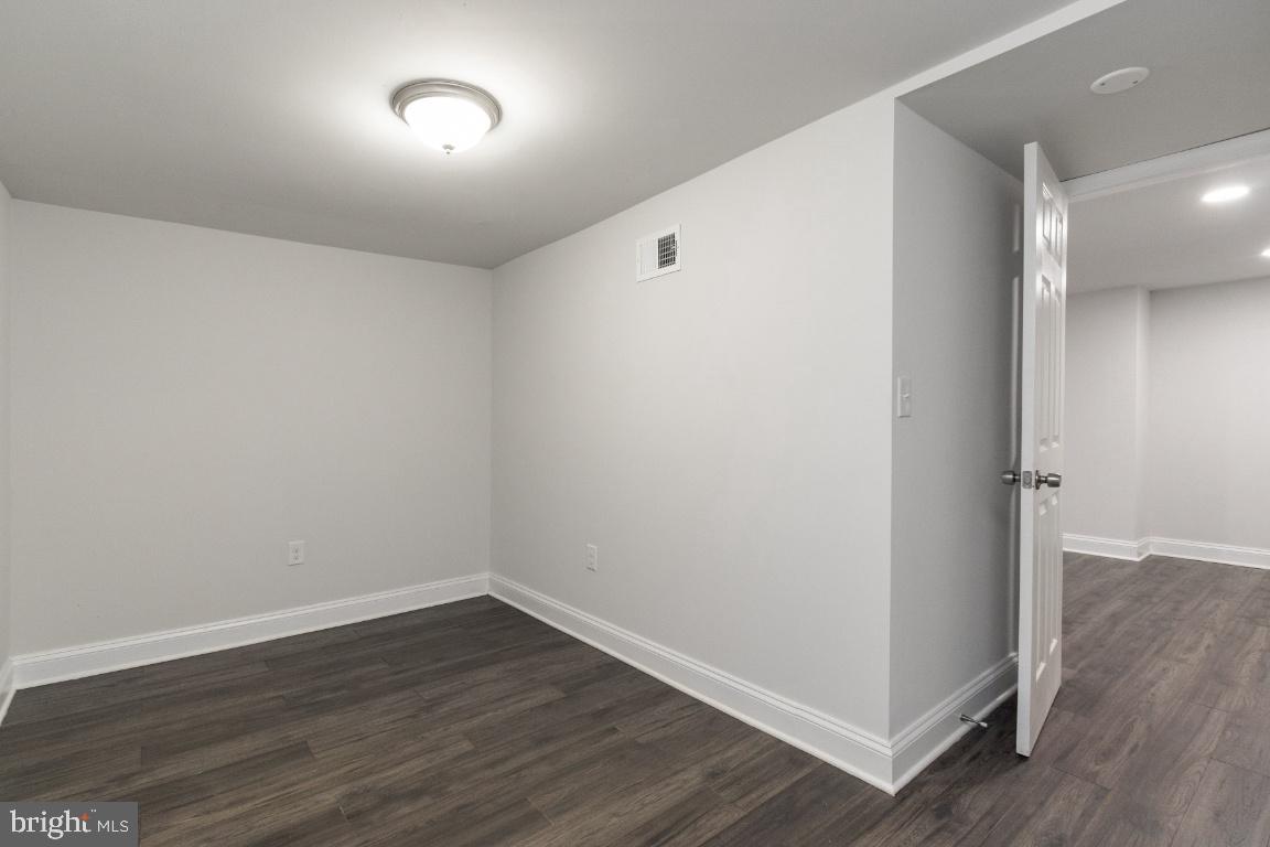 HYATTSVILLE HILLS - Residential