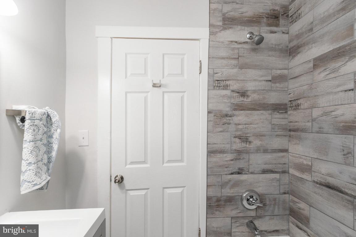 HYATTSVILLE HILLS - Residential