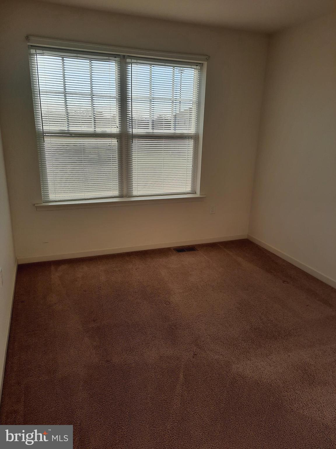 ADMIRALS QUAY - Residential Lease