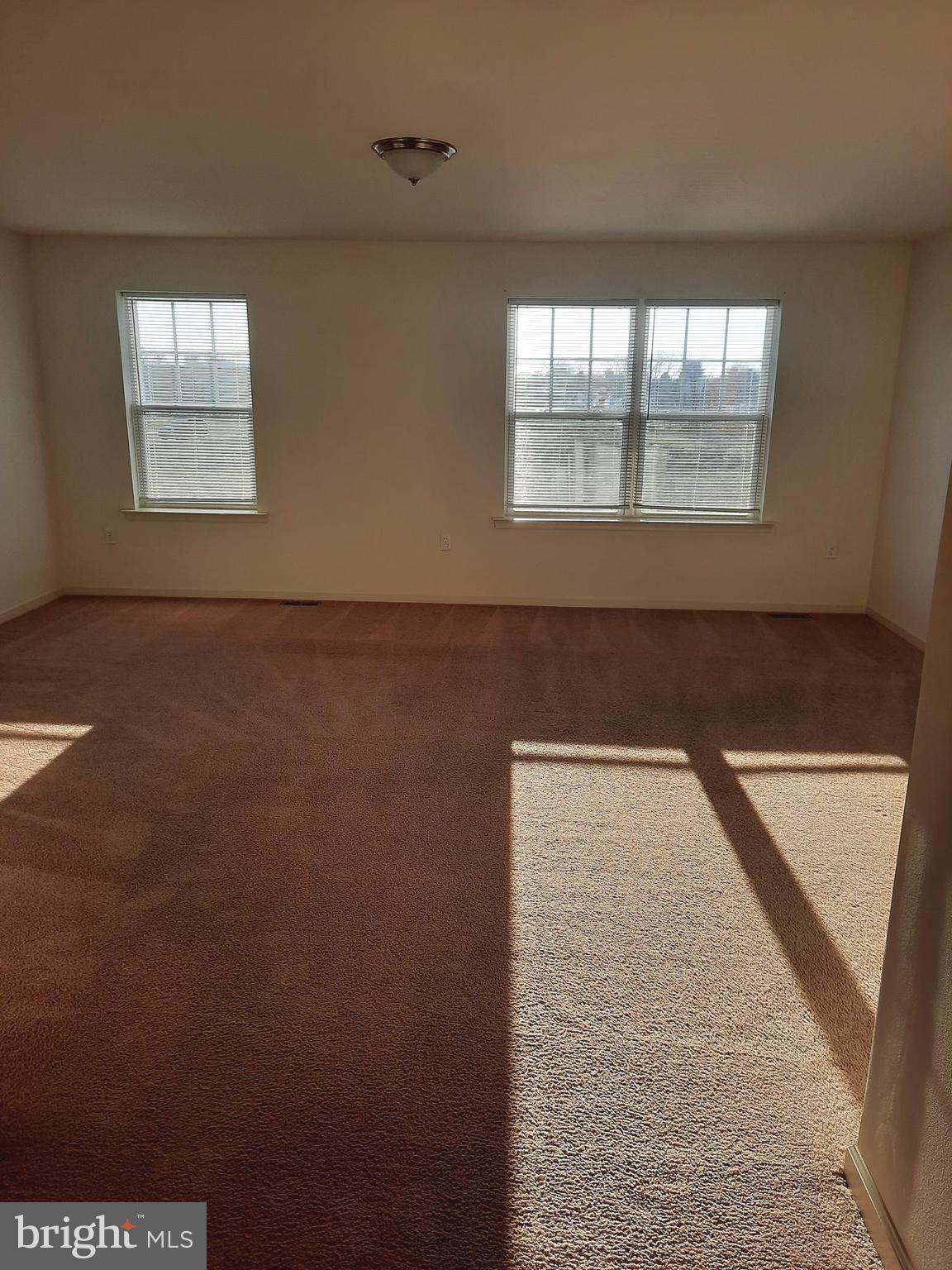 ADMIRALS QUAY - Residential Lease