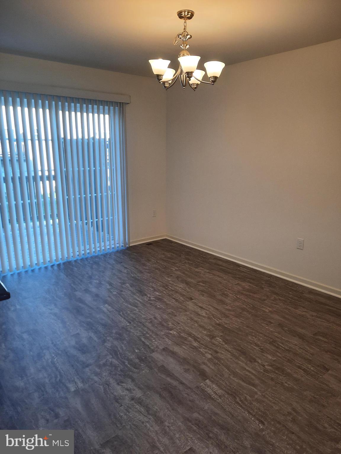 ADMIRALS QUAY - Residential Lease