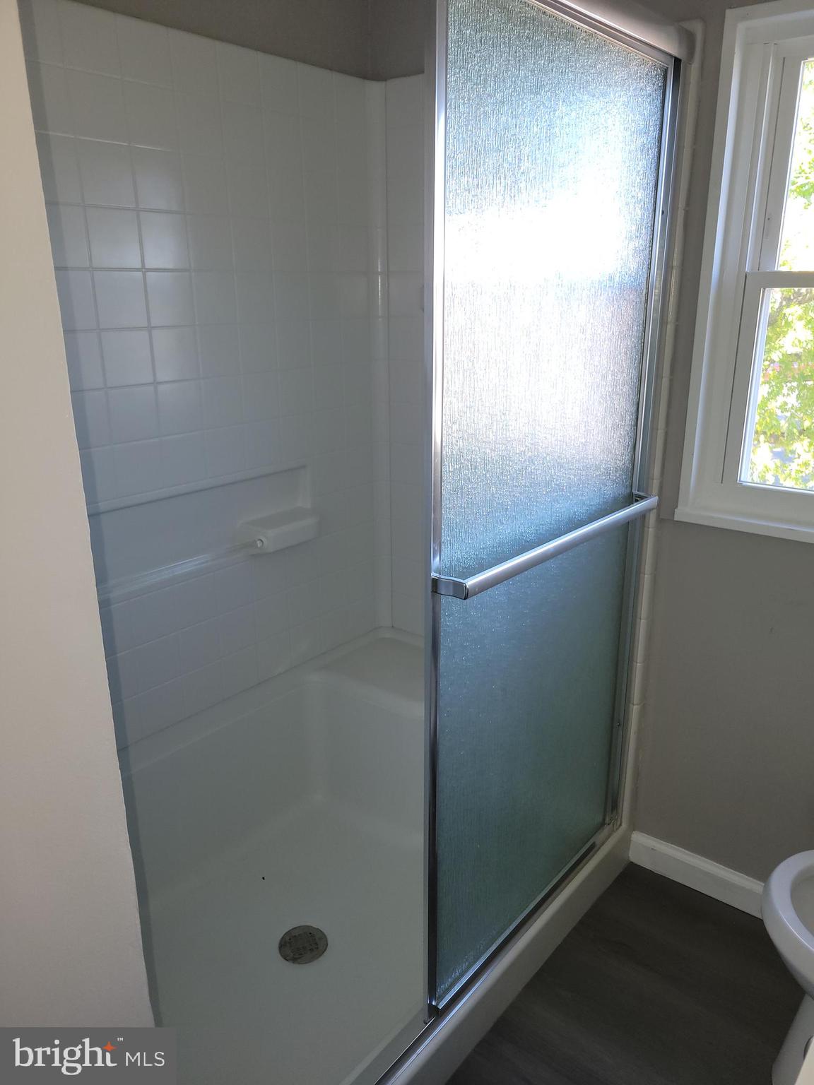 CHARLESMONT - Residential Lease