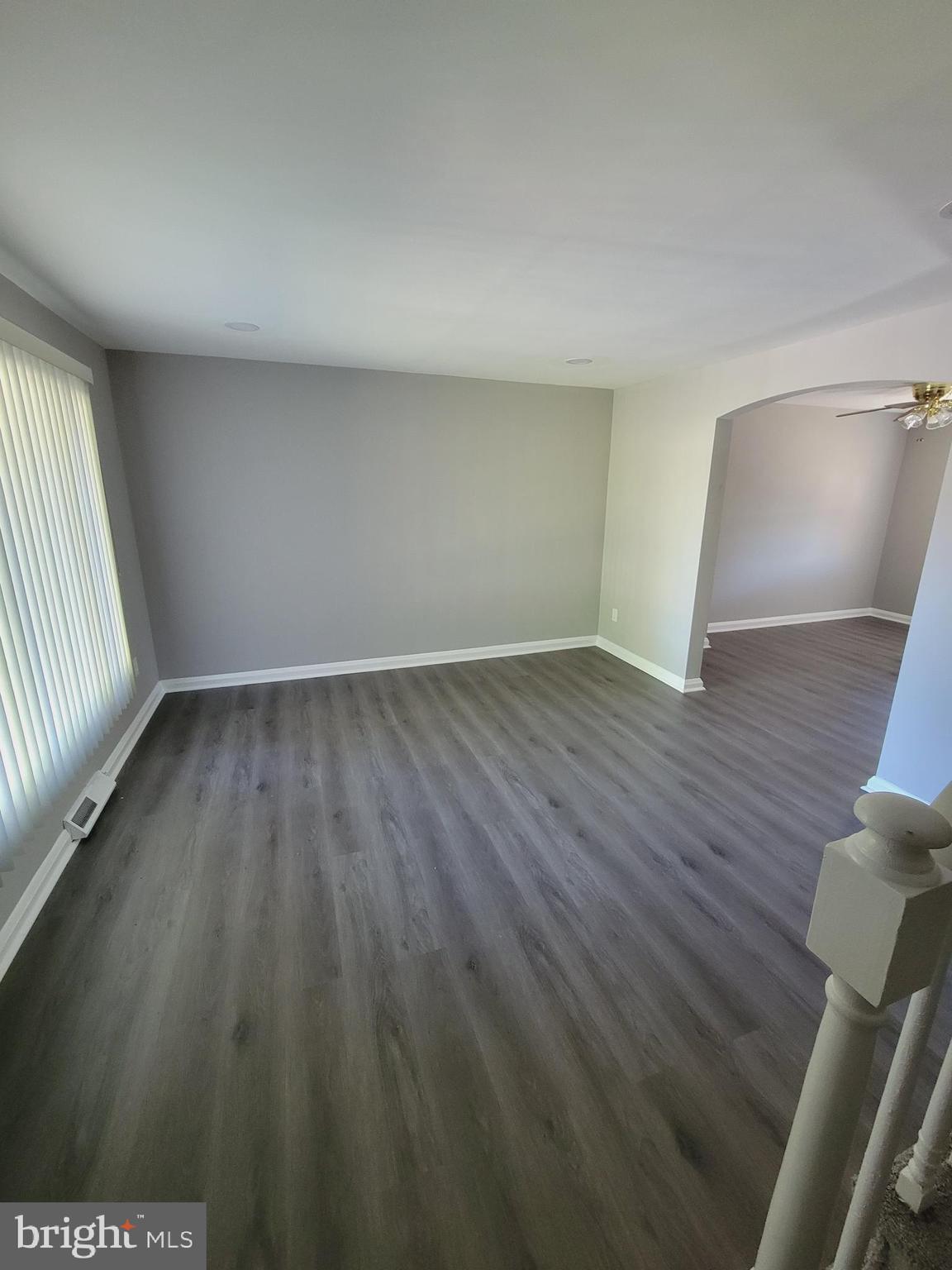 CHARLESMONT - Residential Lease