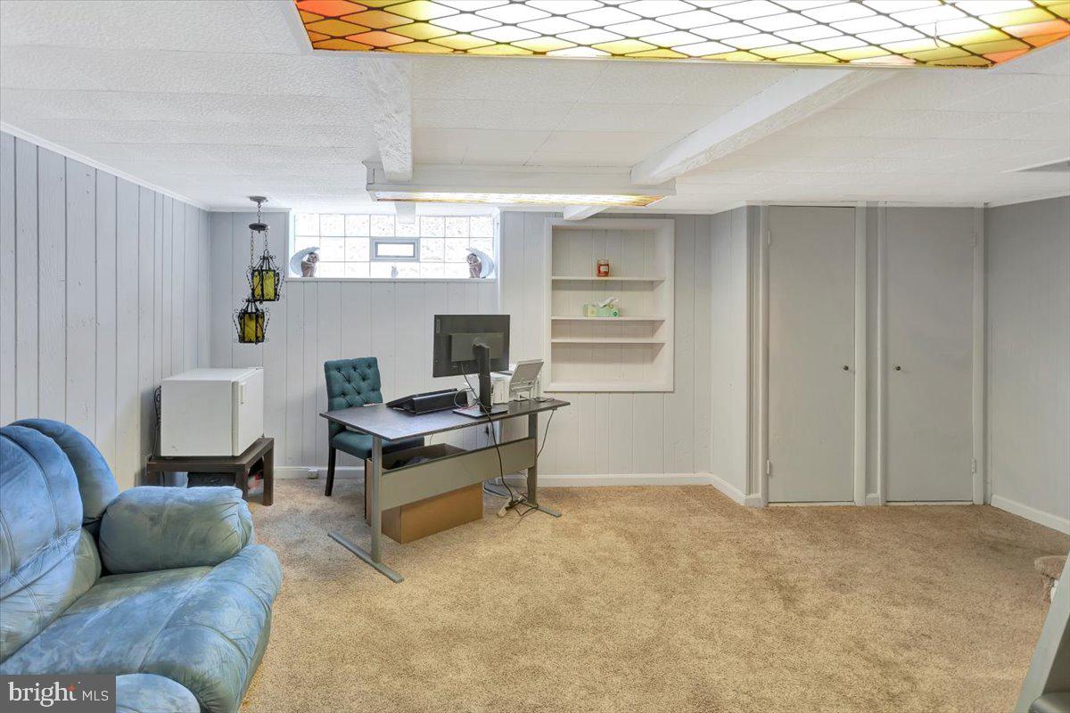 RAMBLEWOOD - Residential