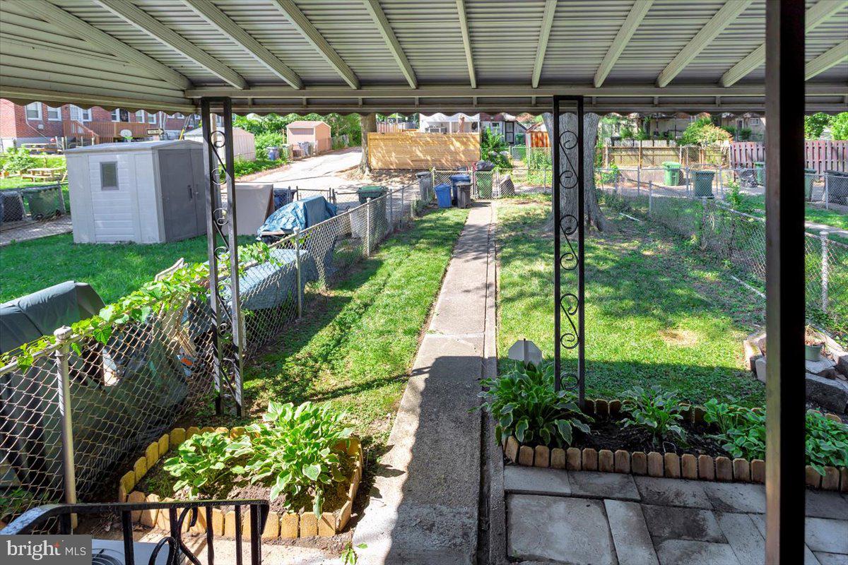 RAMBLEWOOD - Residential