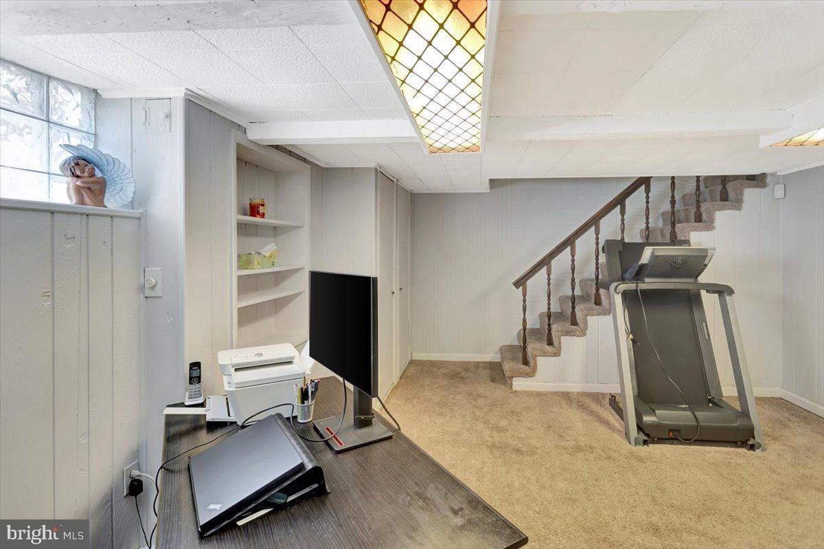 RAMBLEWOOD - Residential