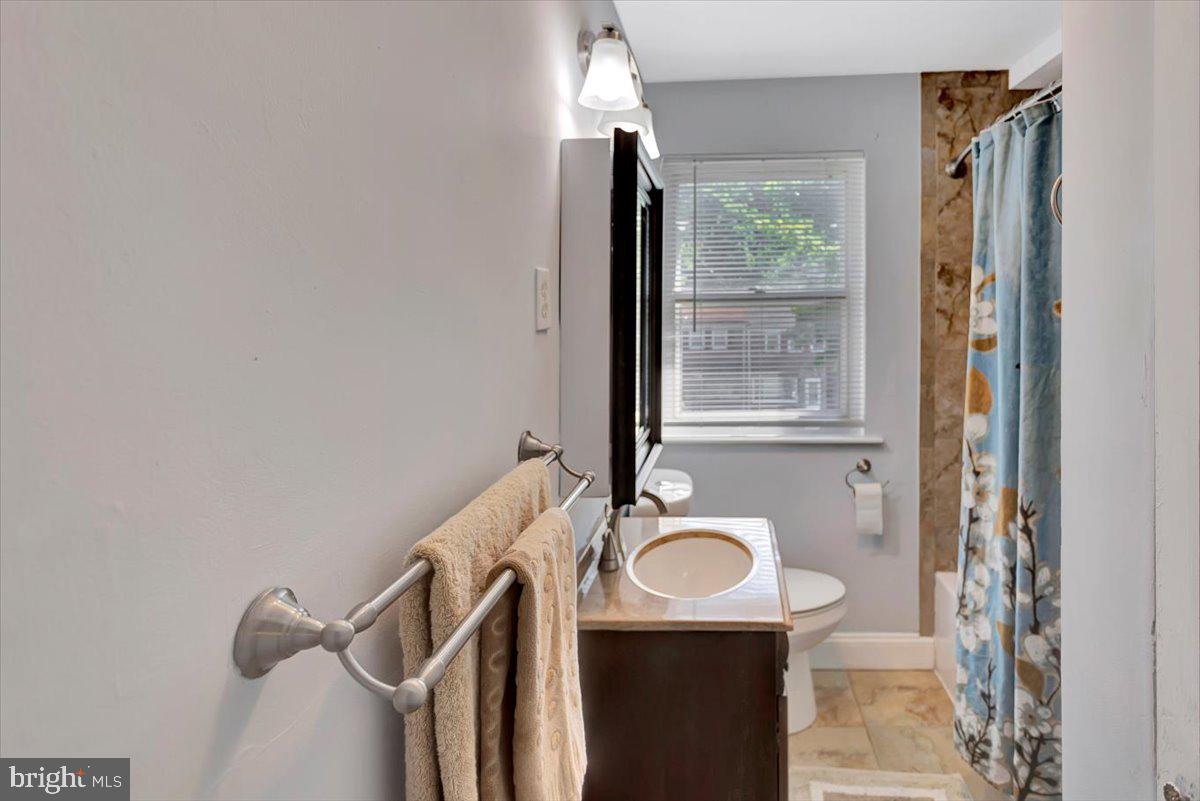 RAMBLEWOOD - Residential