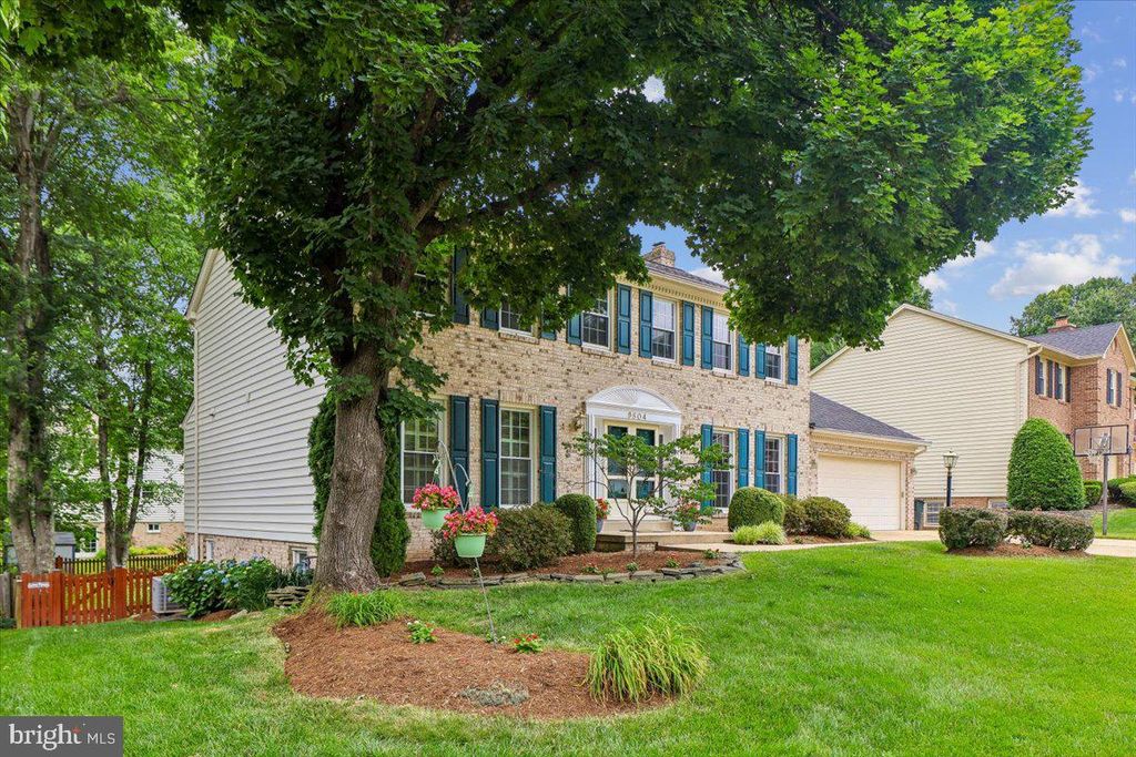 Photo of 9804 Dansk Court, FAIRFAX, VA 22032 (MLS # VAFX2315308)