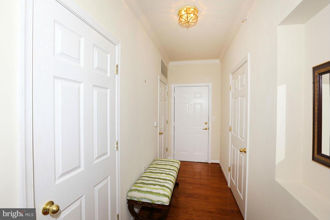 KENTLANDS - Residential