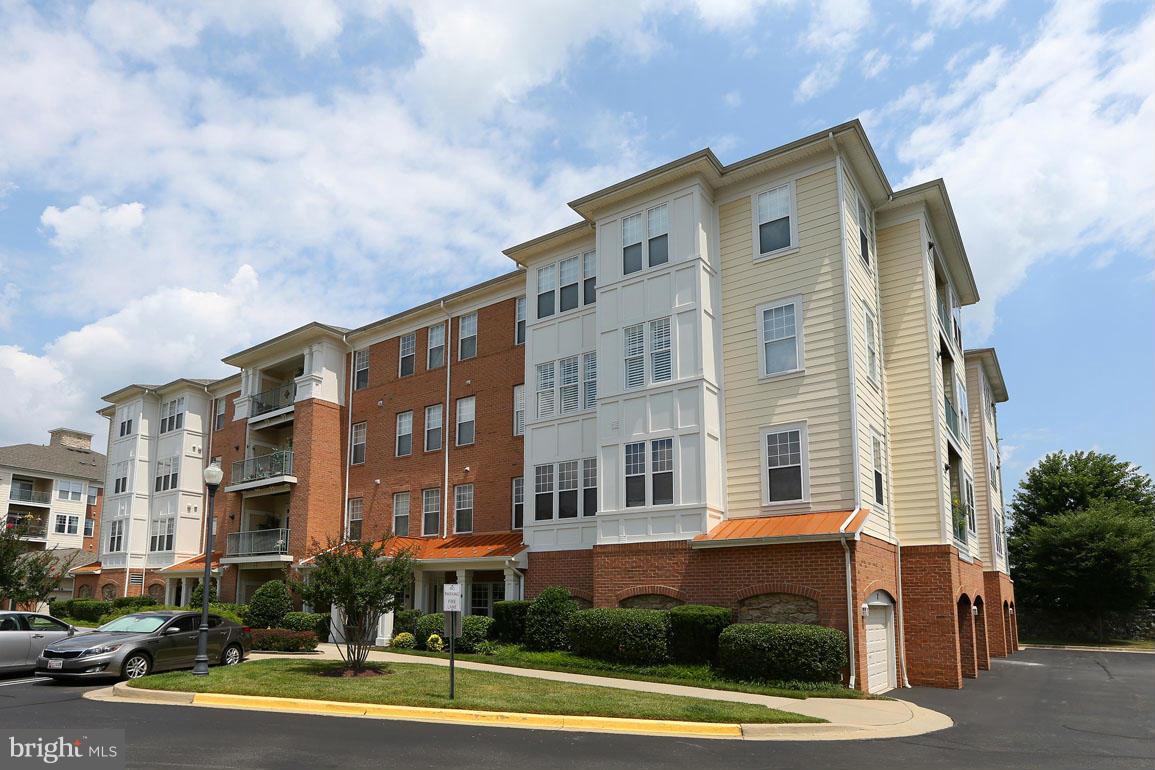 KENTLANDS - Residential