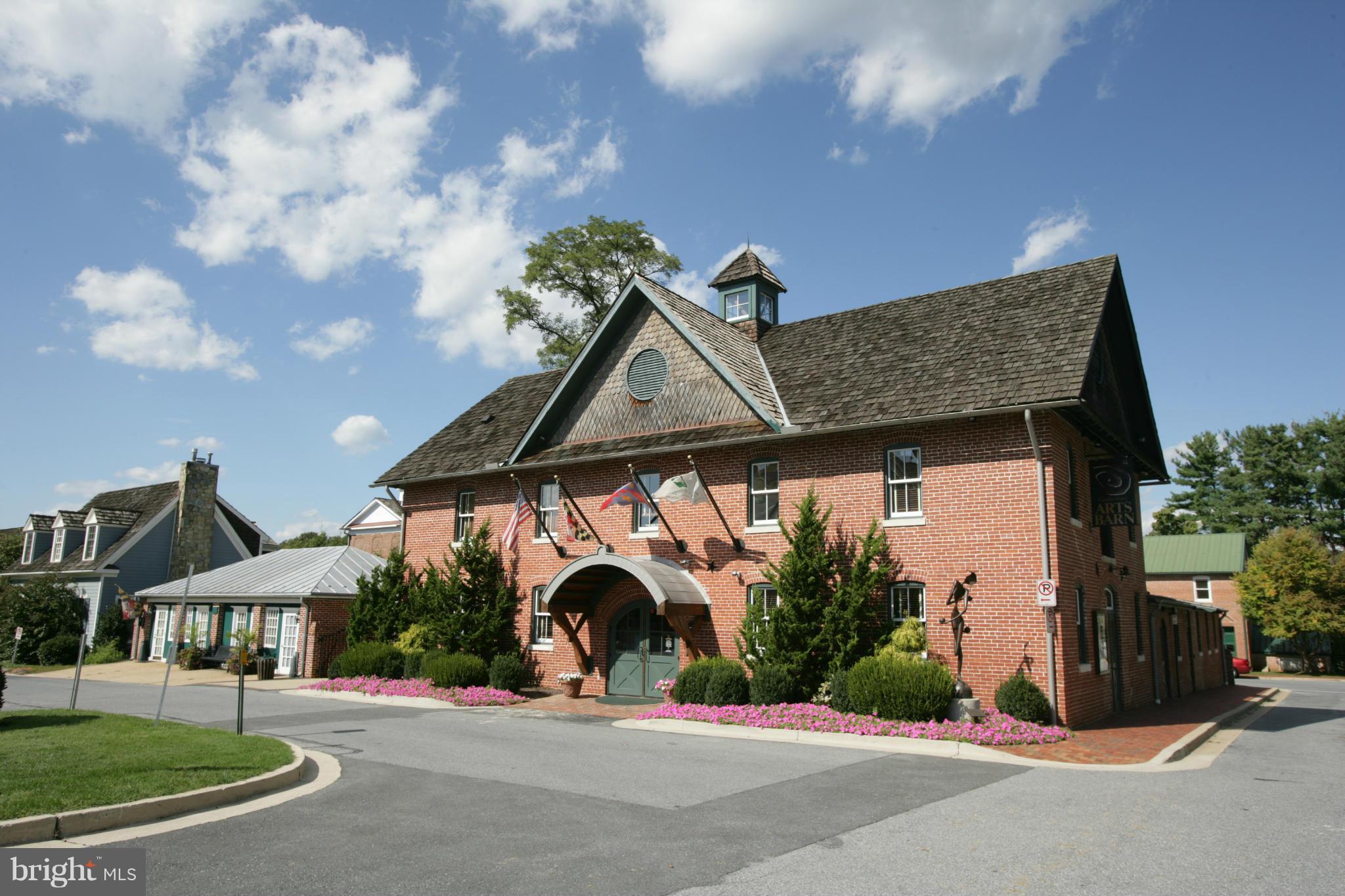 KENTLANDS - Residential