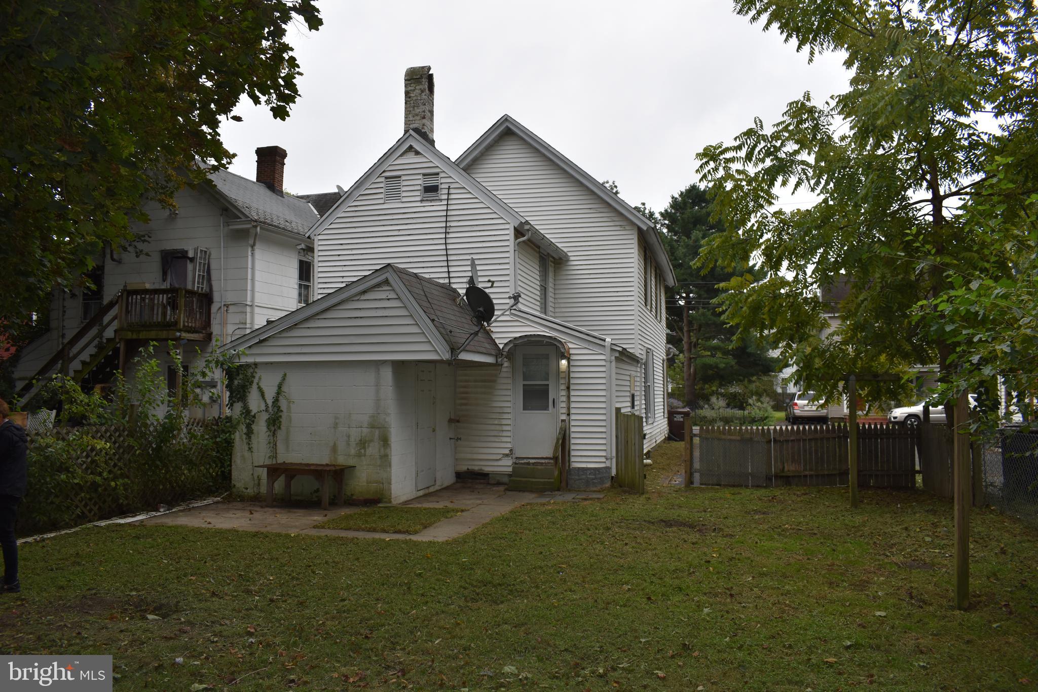 WEST END HISTORIC DISTRICT - Residential
