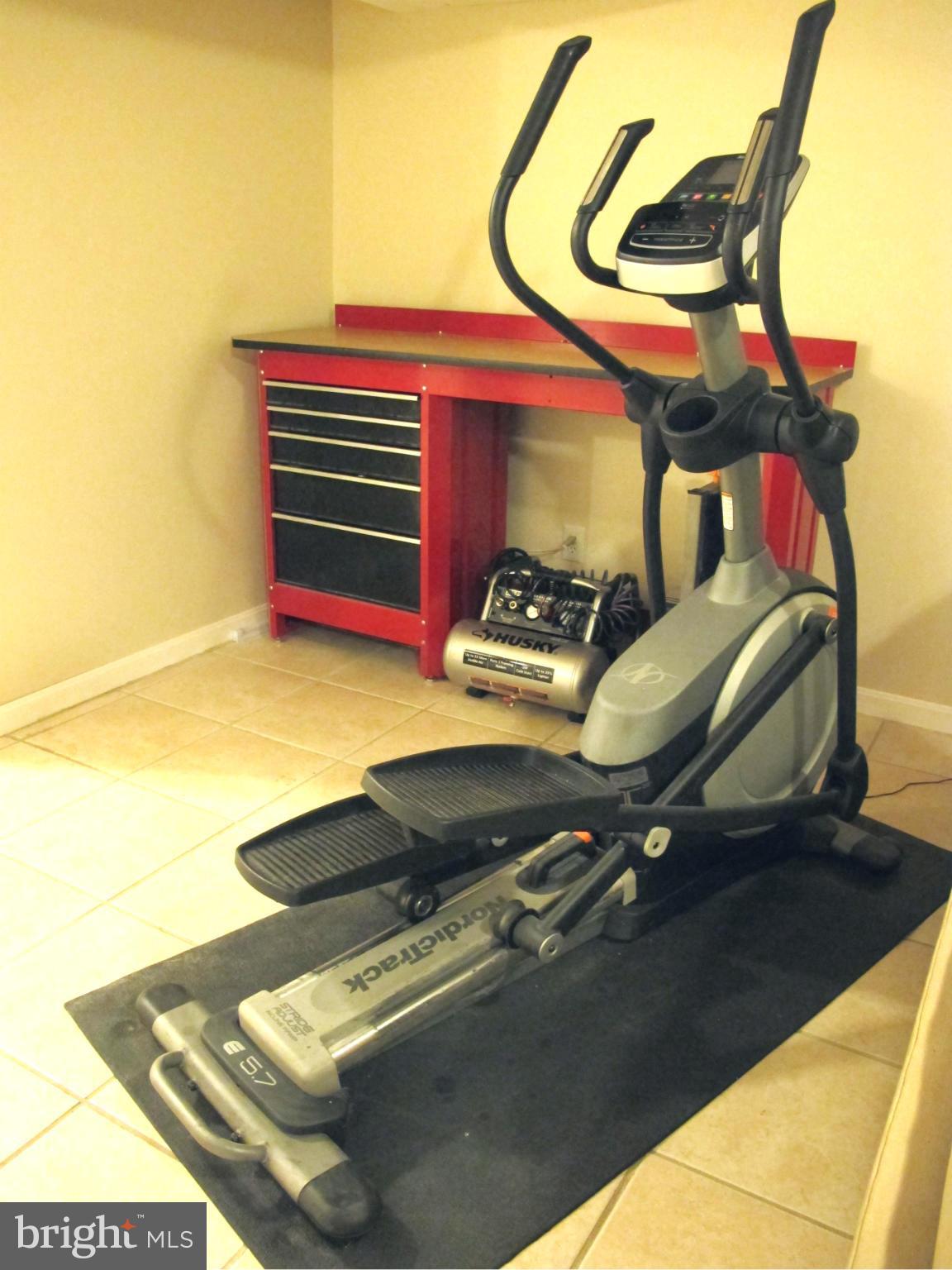 CHESTNUT HILL COVE - Residential