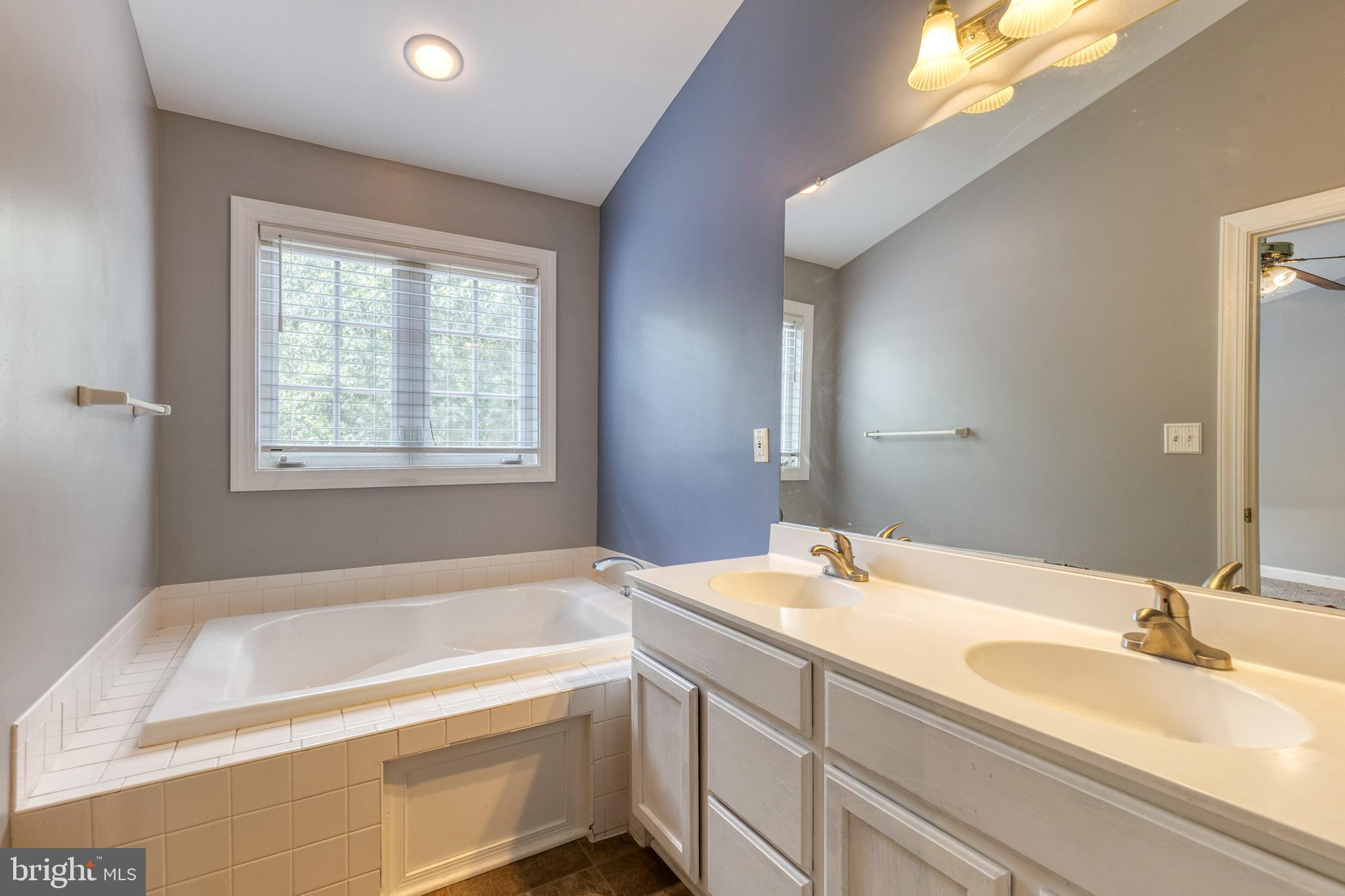 WAVERLY WOODS - Residential Lease