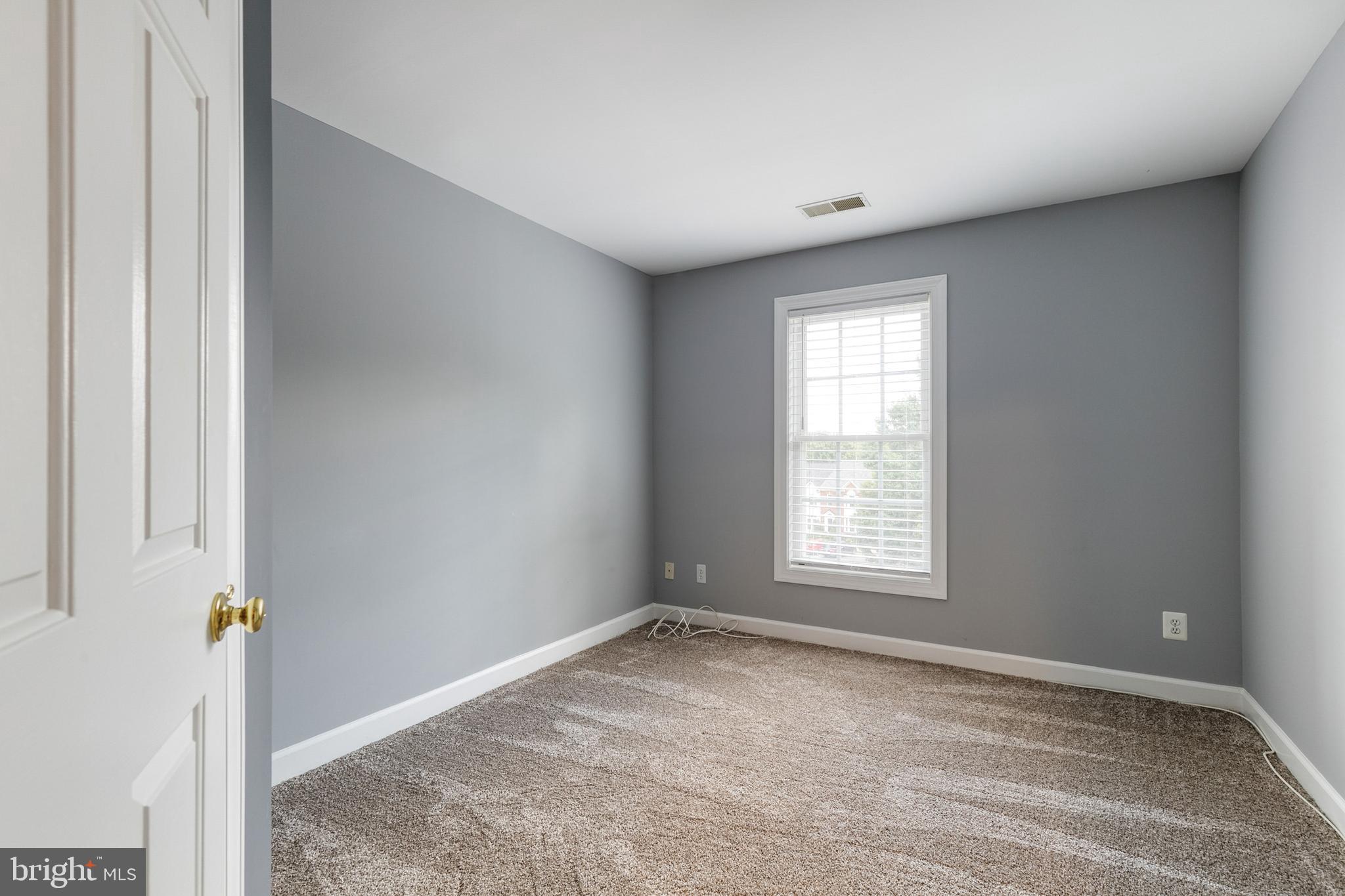 WAVERLY WOODS - Residential Lease