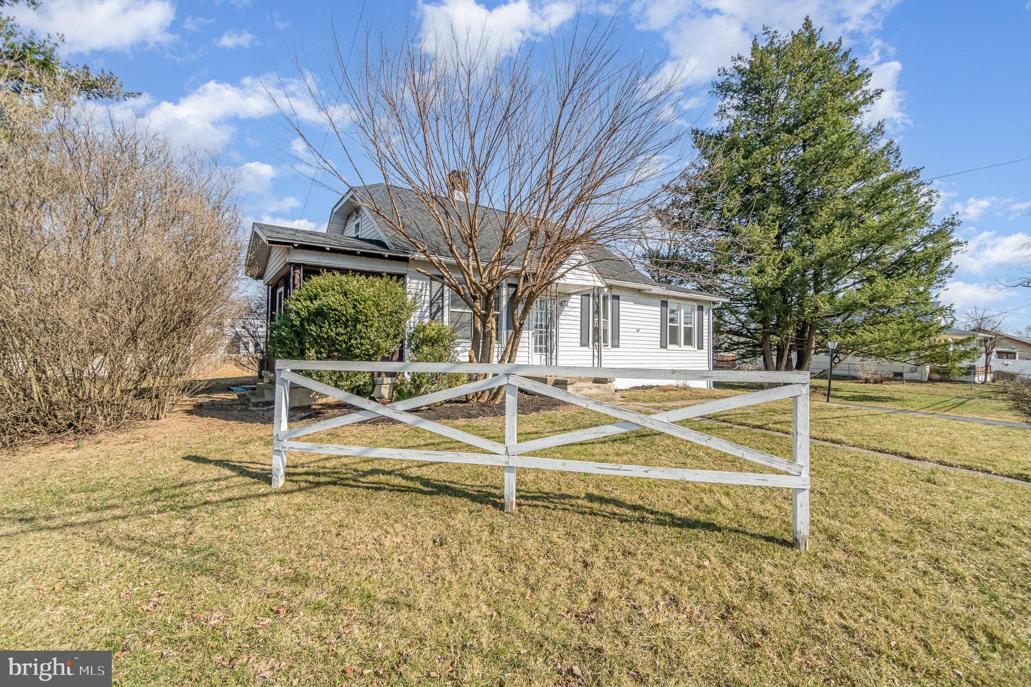 PAXTONIA GARDENS - Residential