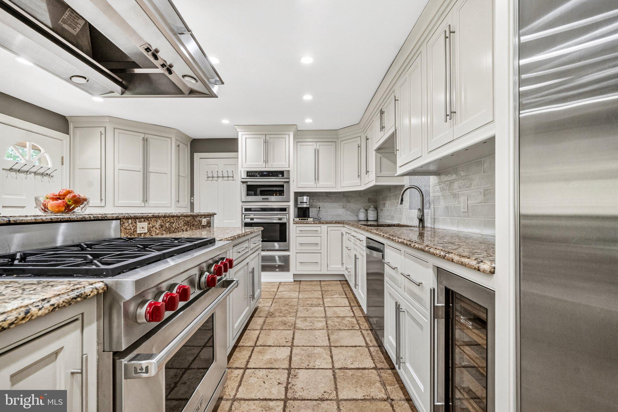615 OLD KINGS HIGHWAY