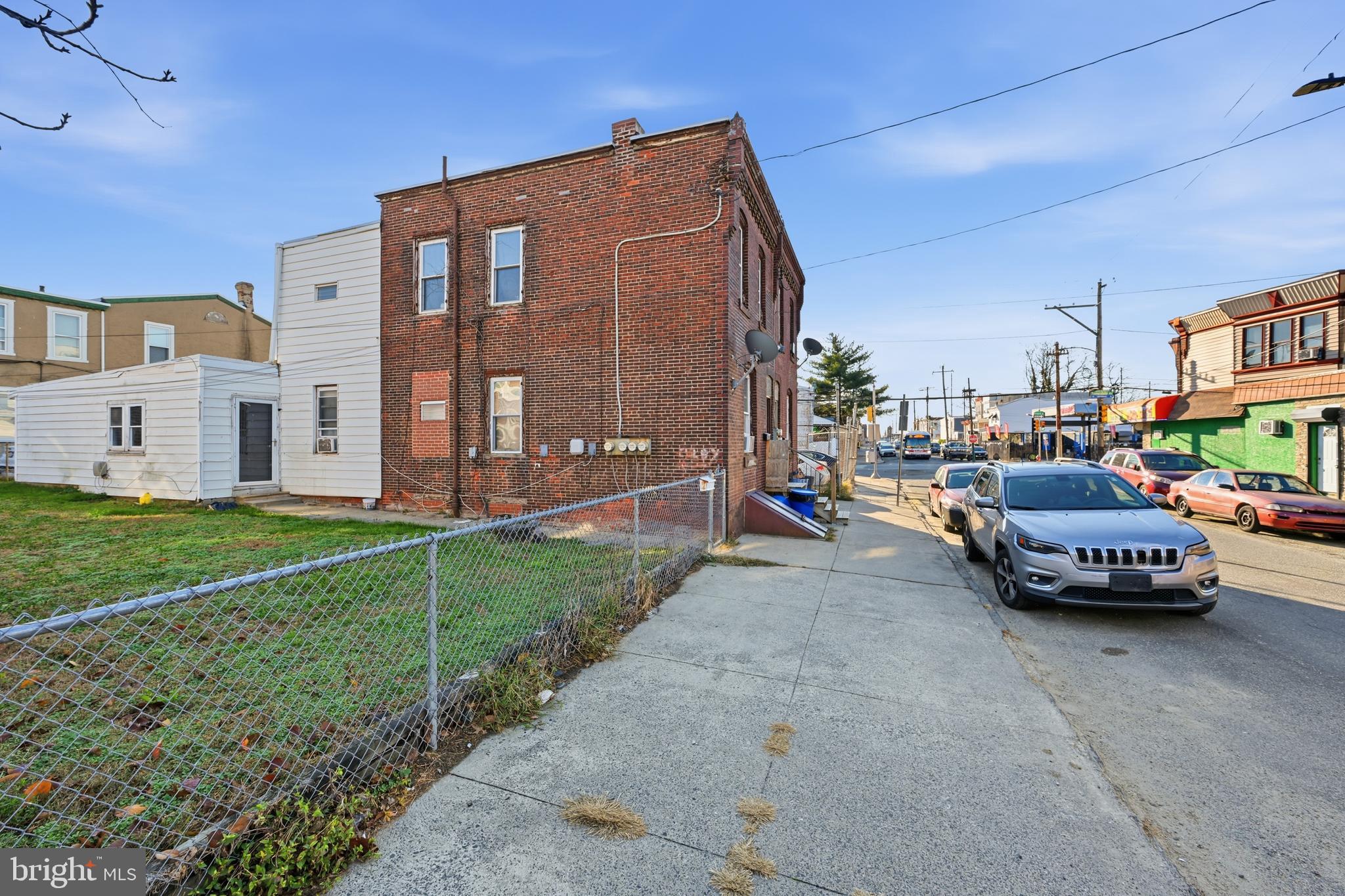 2047 MARGARET STREET