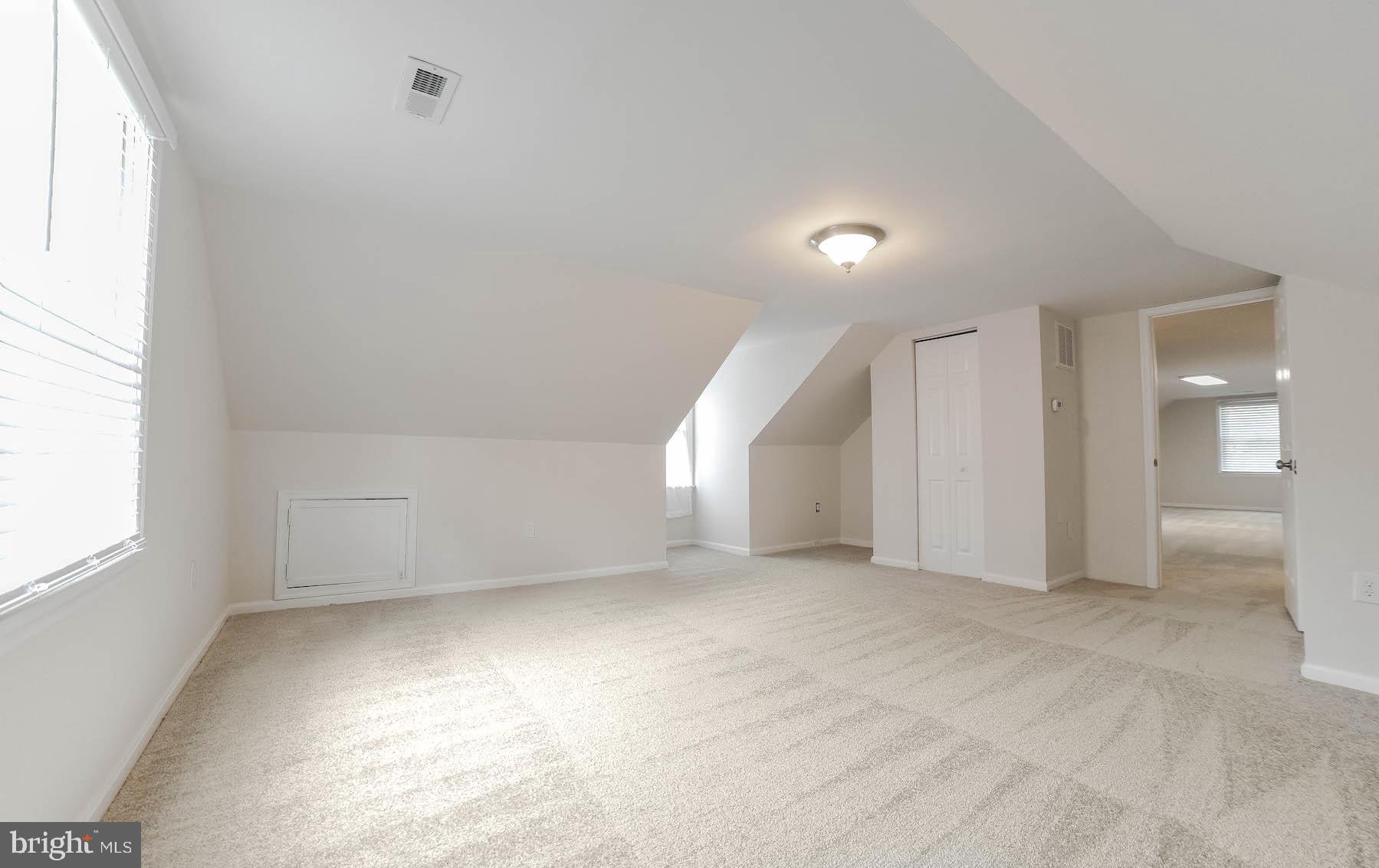 DRUM POINT - Residential