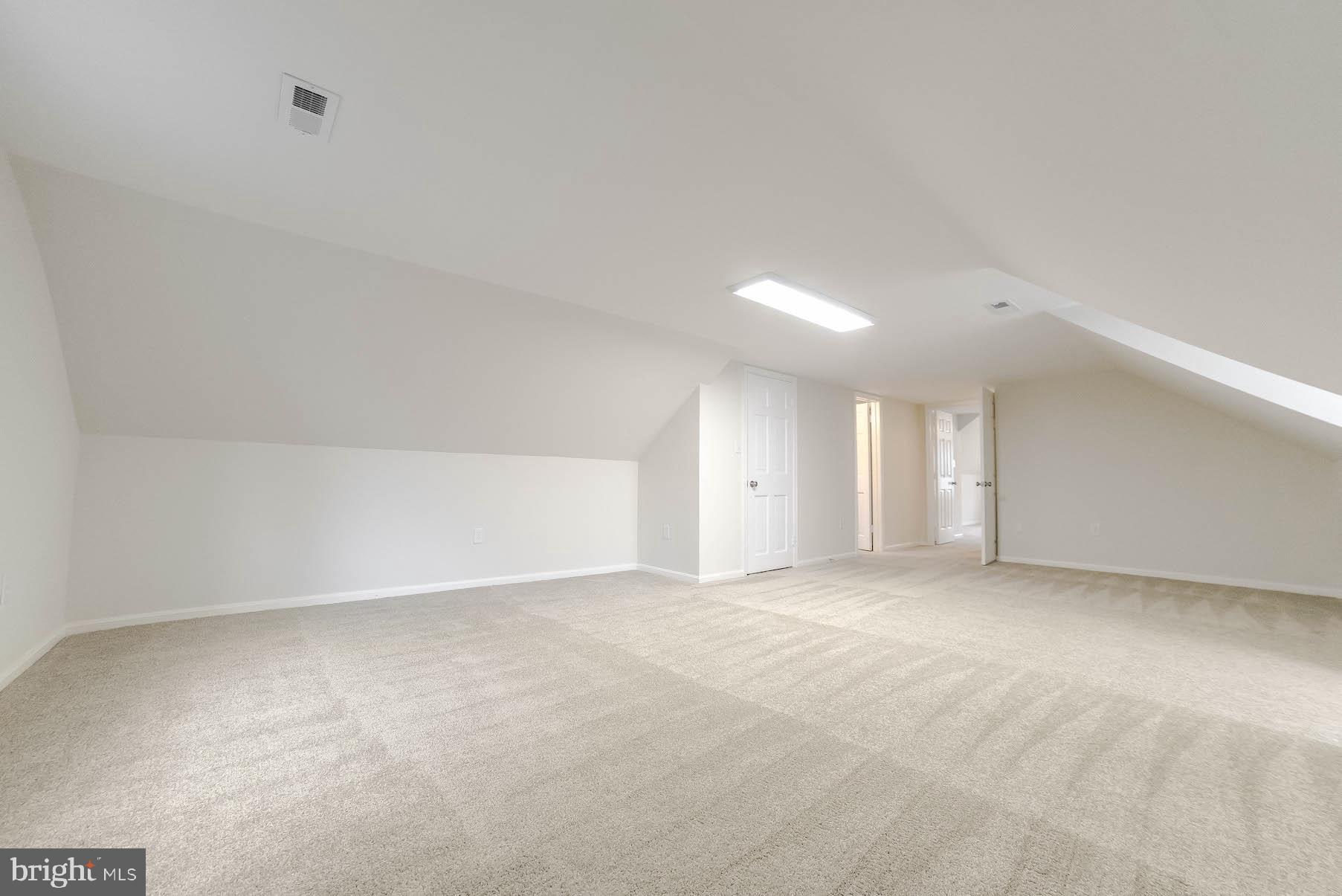 DRUM POINT - Residential