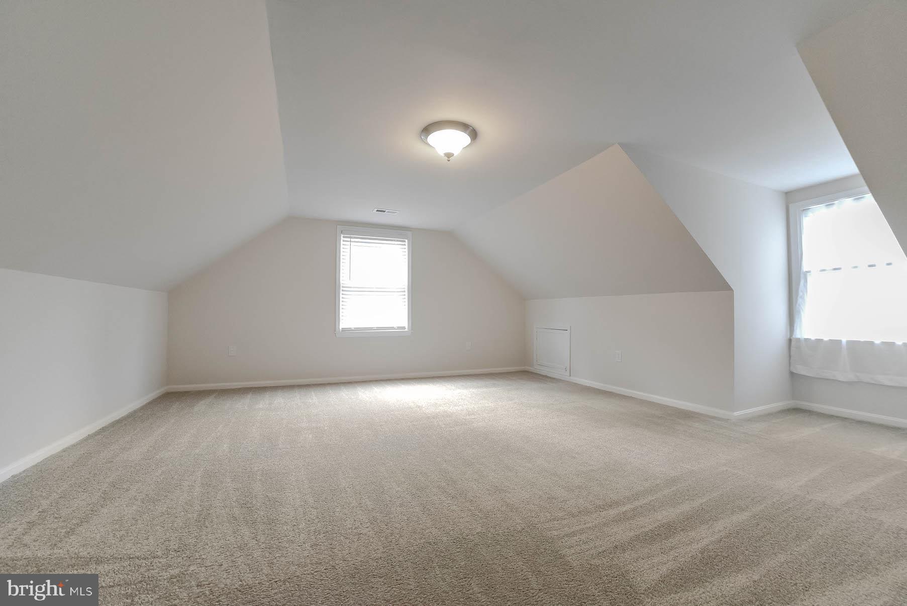 DRUM POINT - Residential