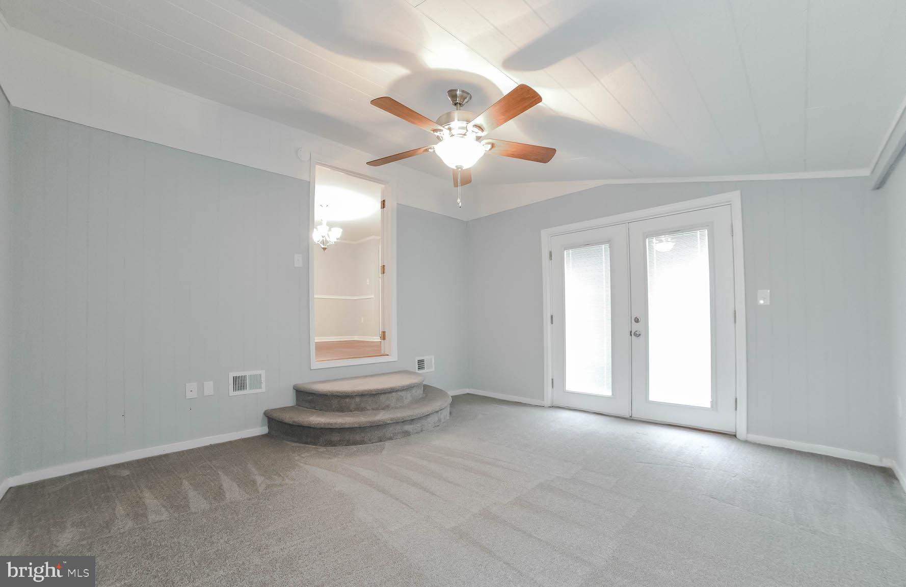 DRUM POINT - Residential