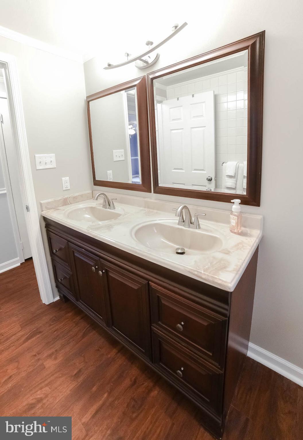 DRUM POINT - Residential