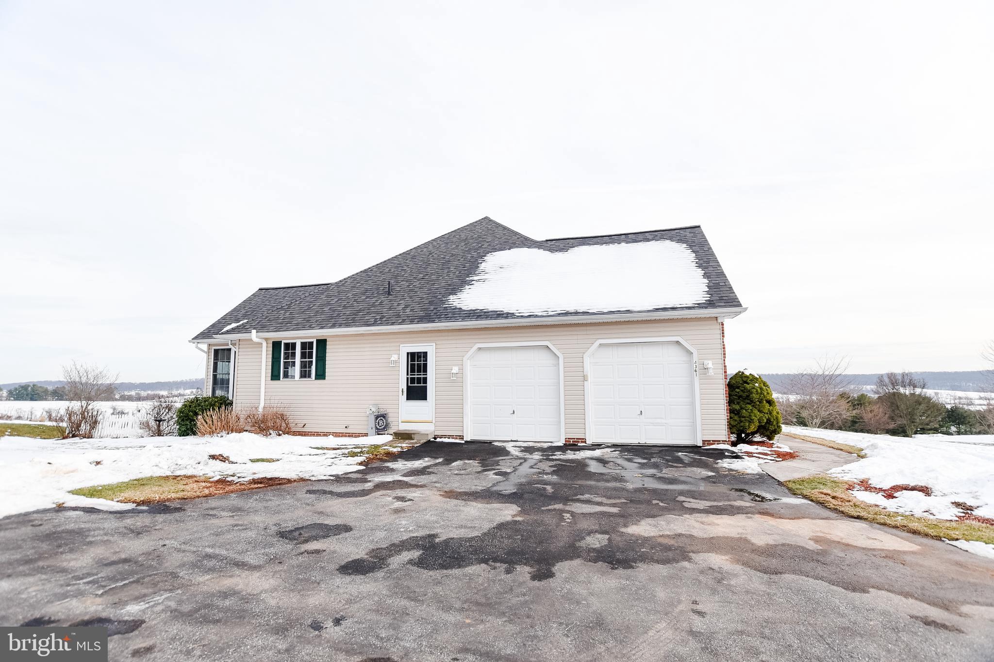 JOHANNAS JOY II - Residential