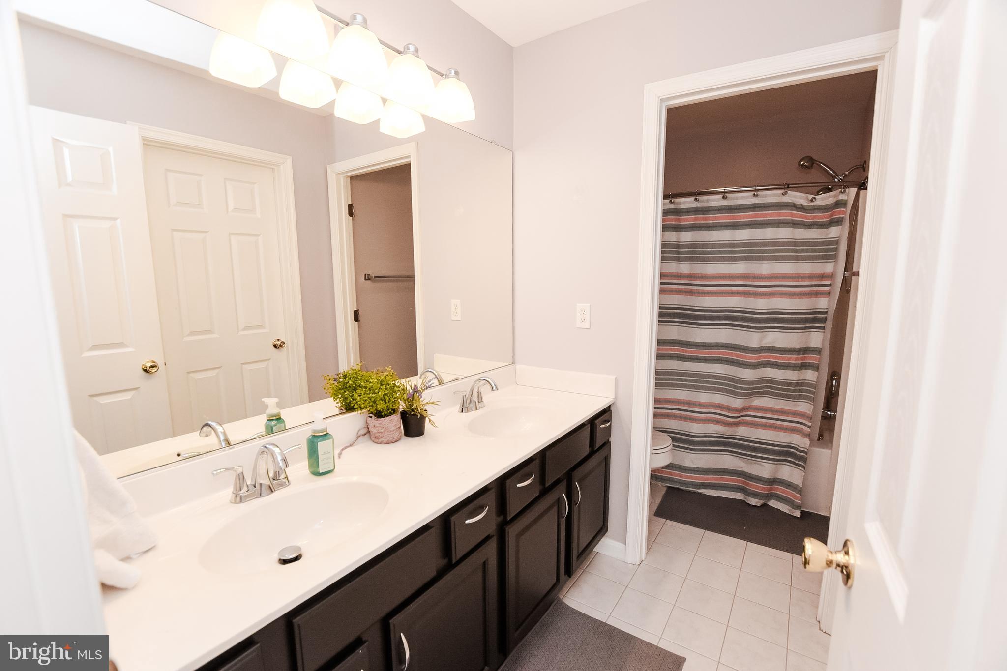 JOHANNAS JOY II - Residential