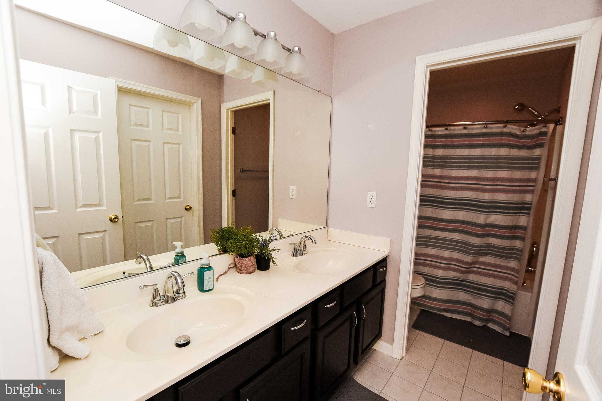 JOHANNAS JOY II - Residential