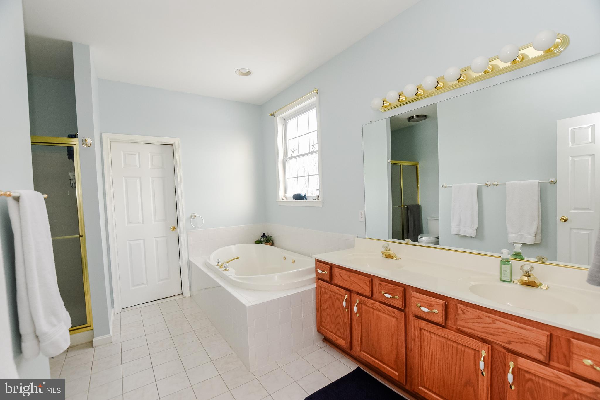 JOHANNAS JOY II - Residential