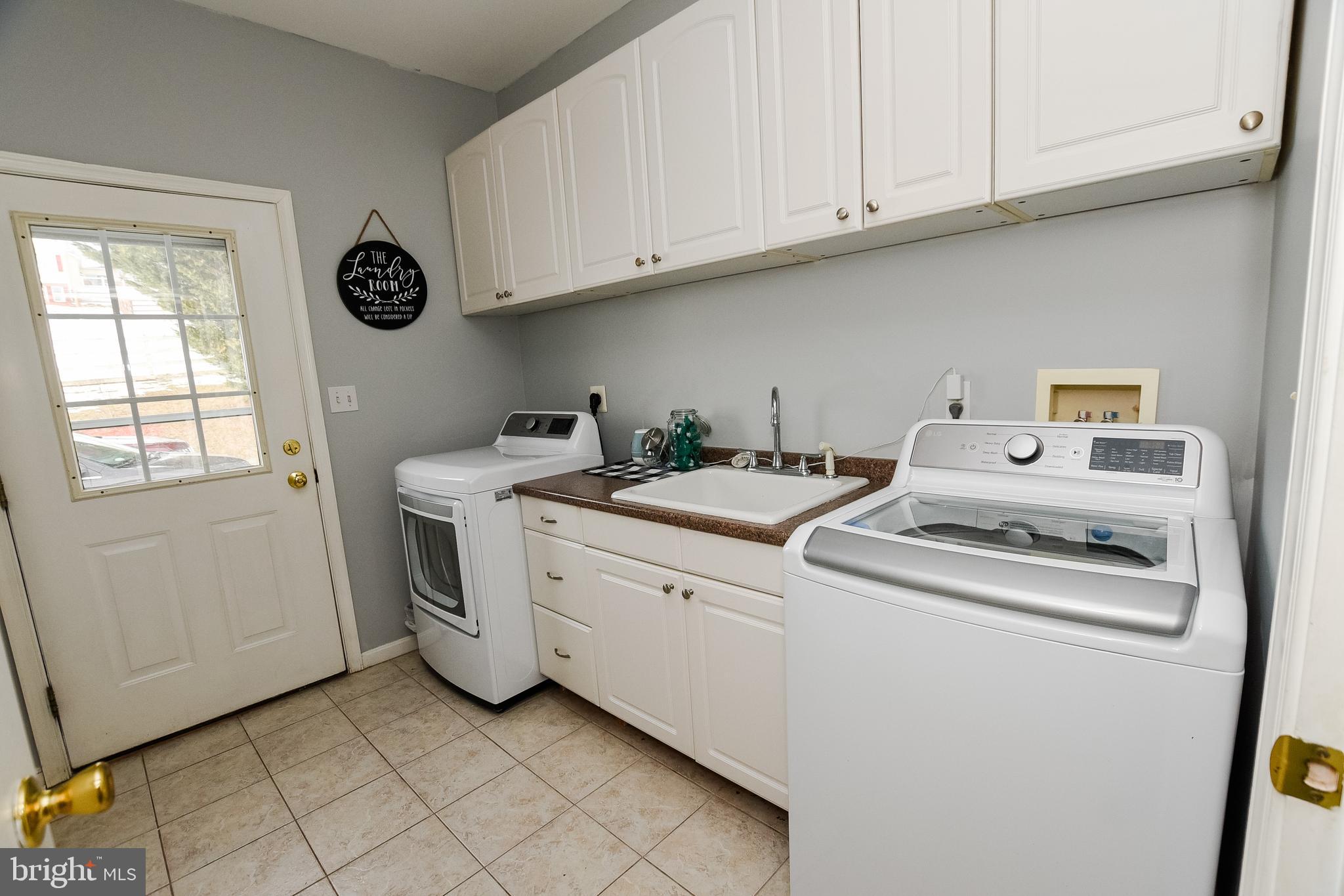 JOHANNAS JOY II - Residential