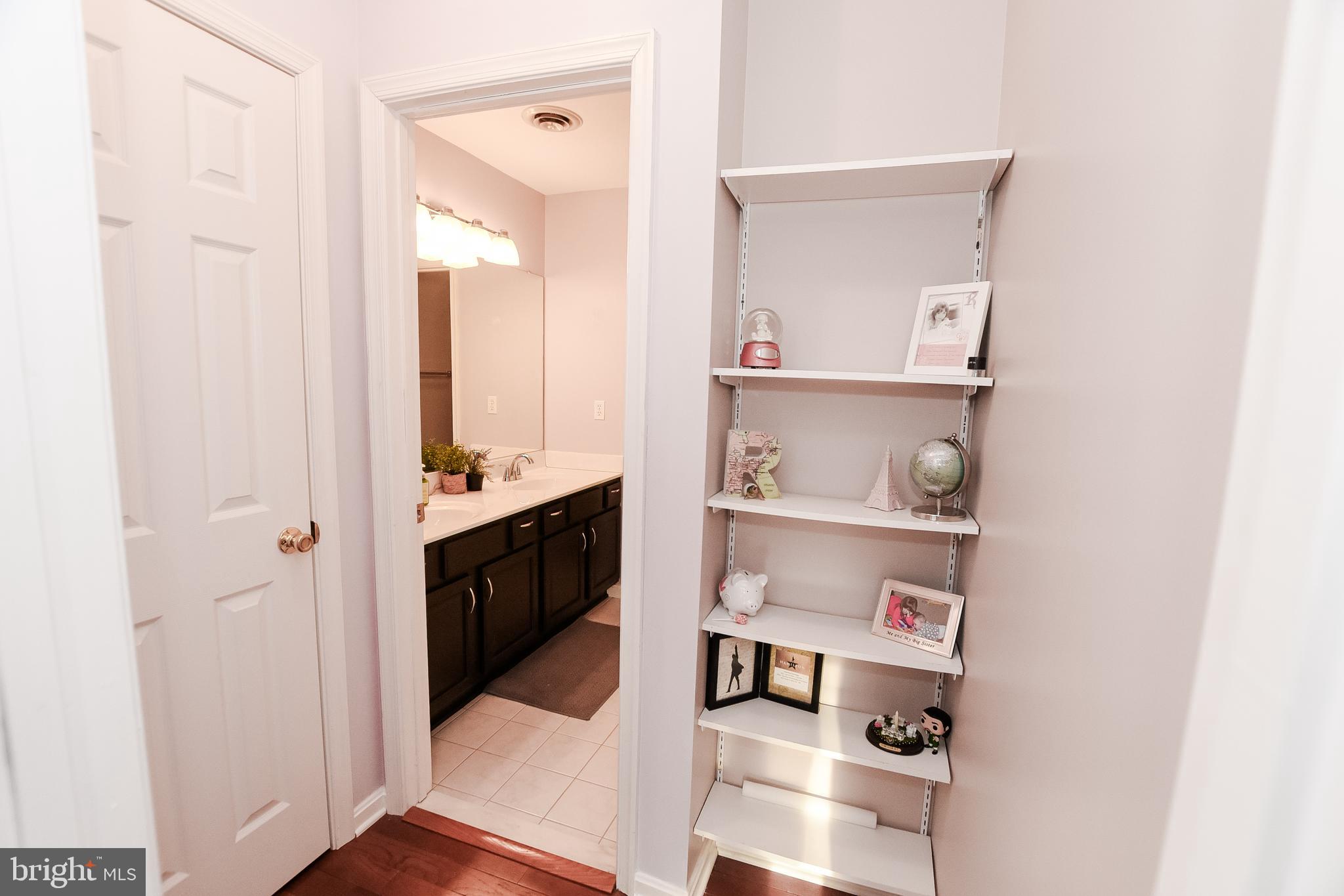 JOHANNAS JOY II - Residential