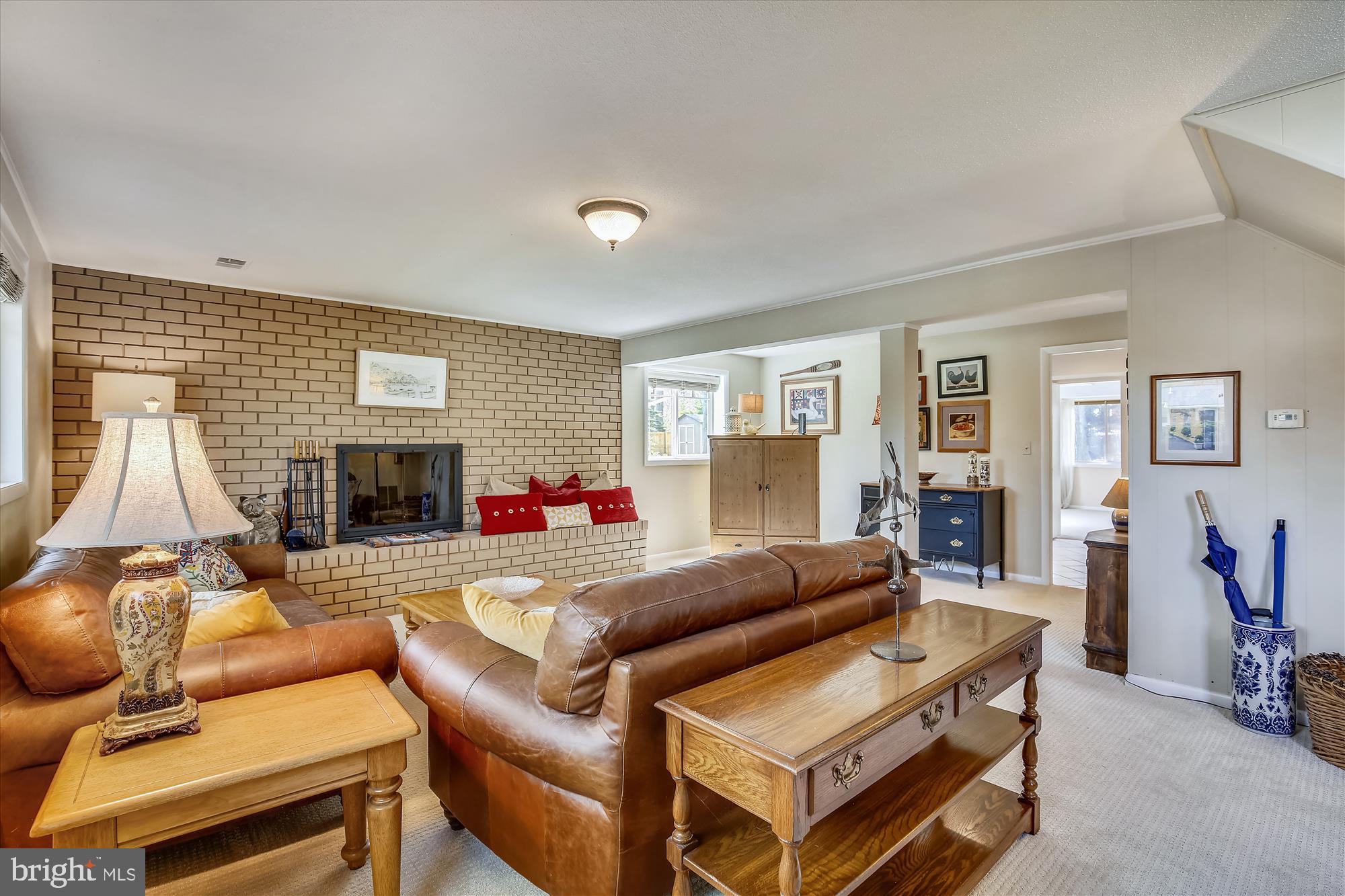 MANOR WOODS - Residential