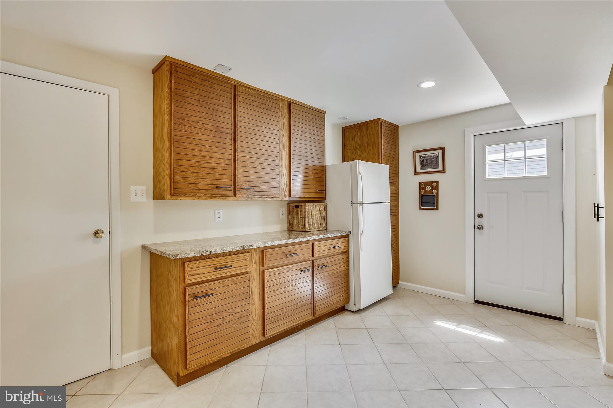 MANOR WOODS - Residential