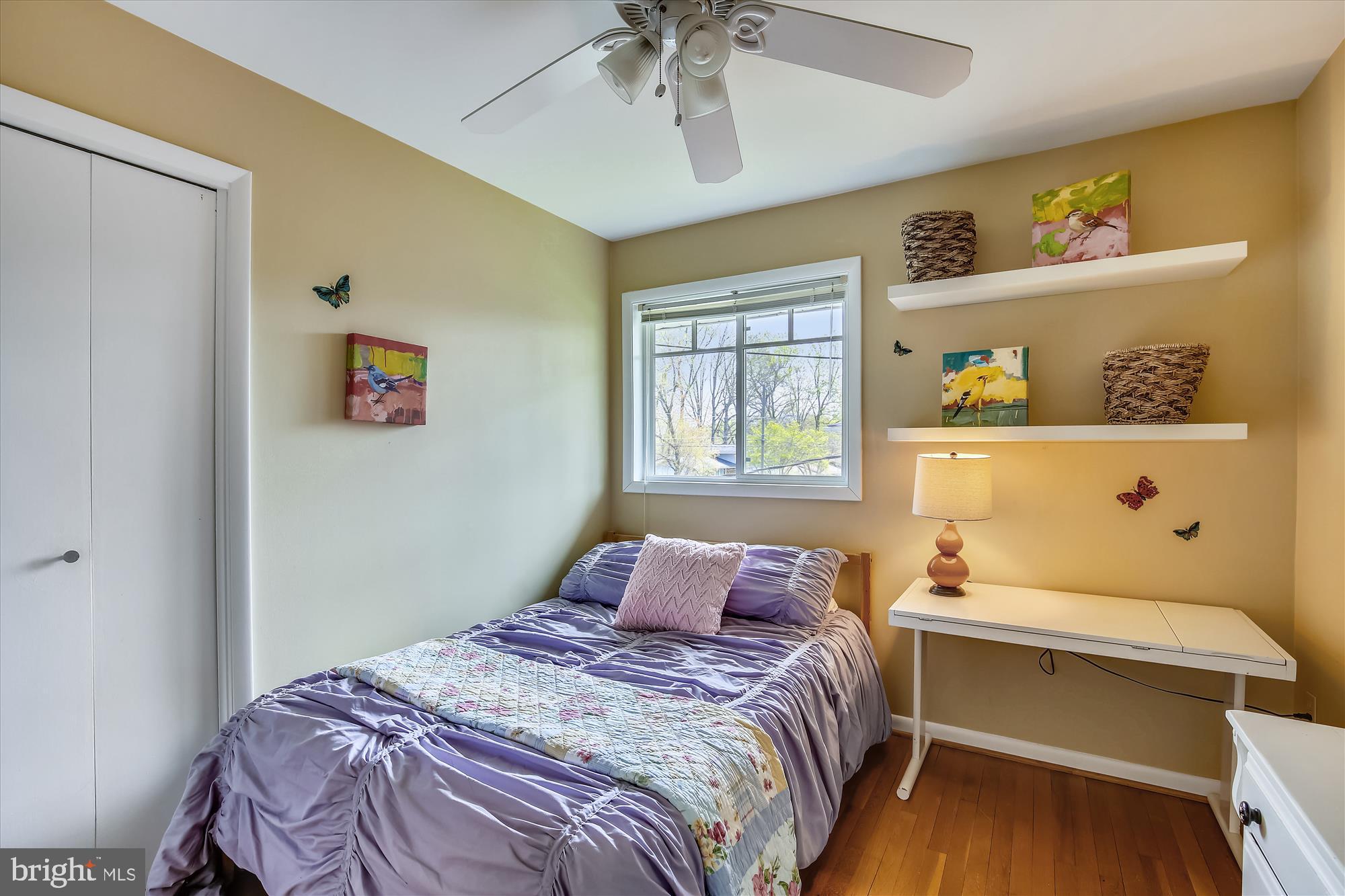 MANOR WOODS - Residential