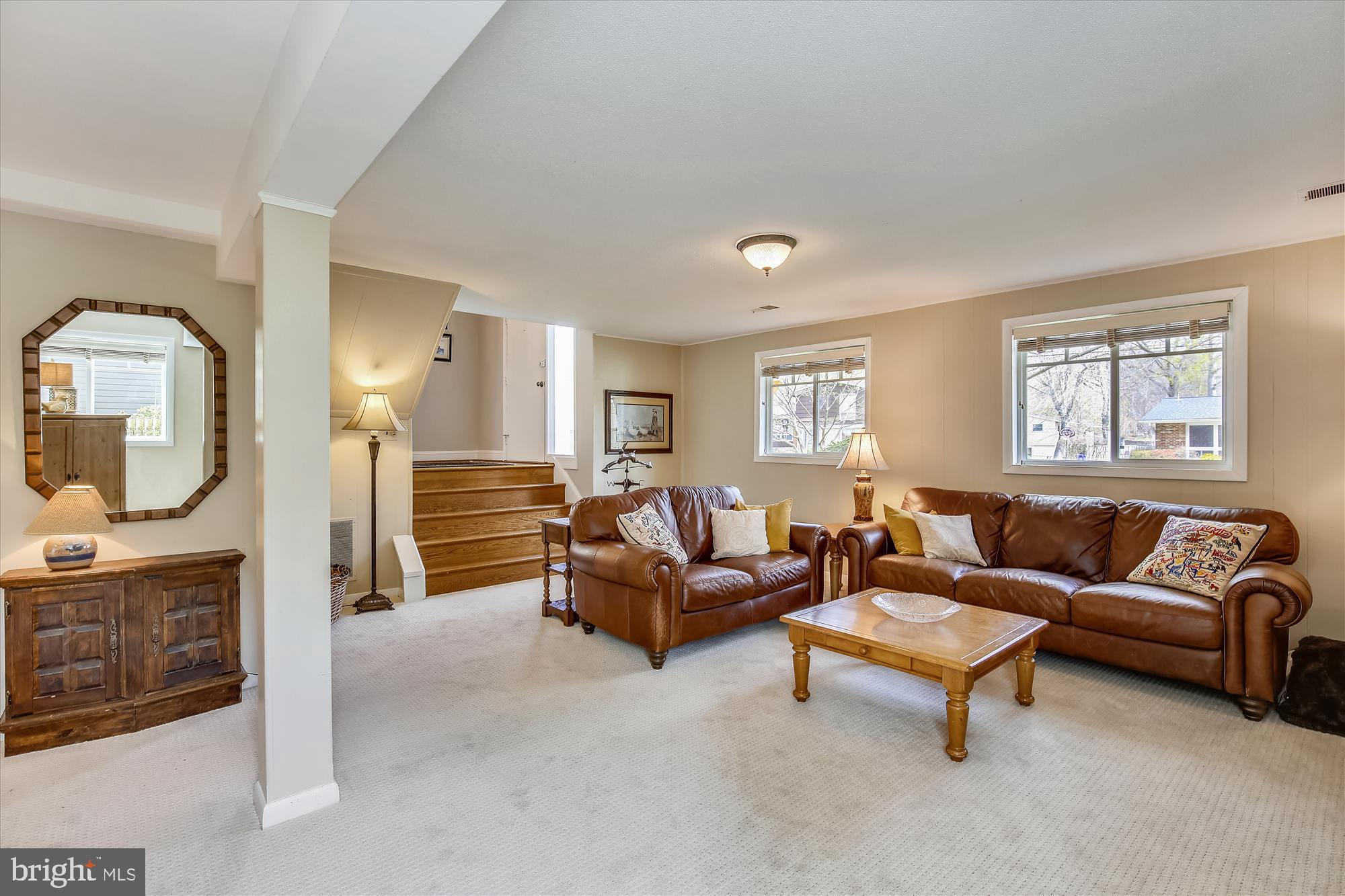 MANOR WOODS - Residential