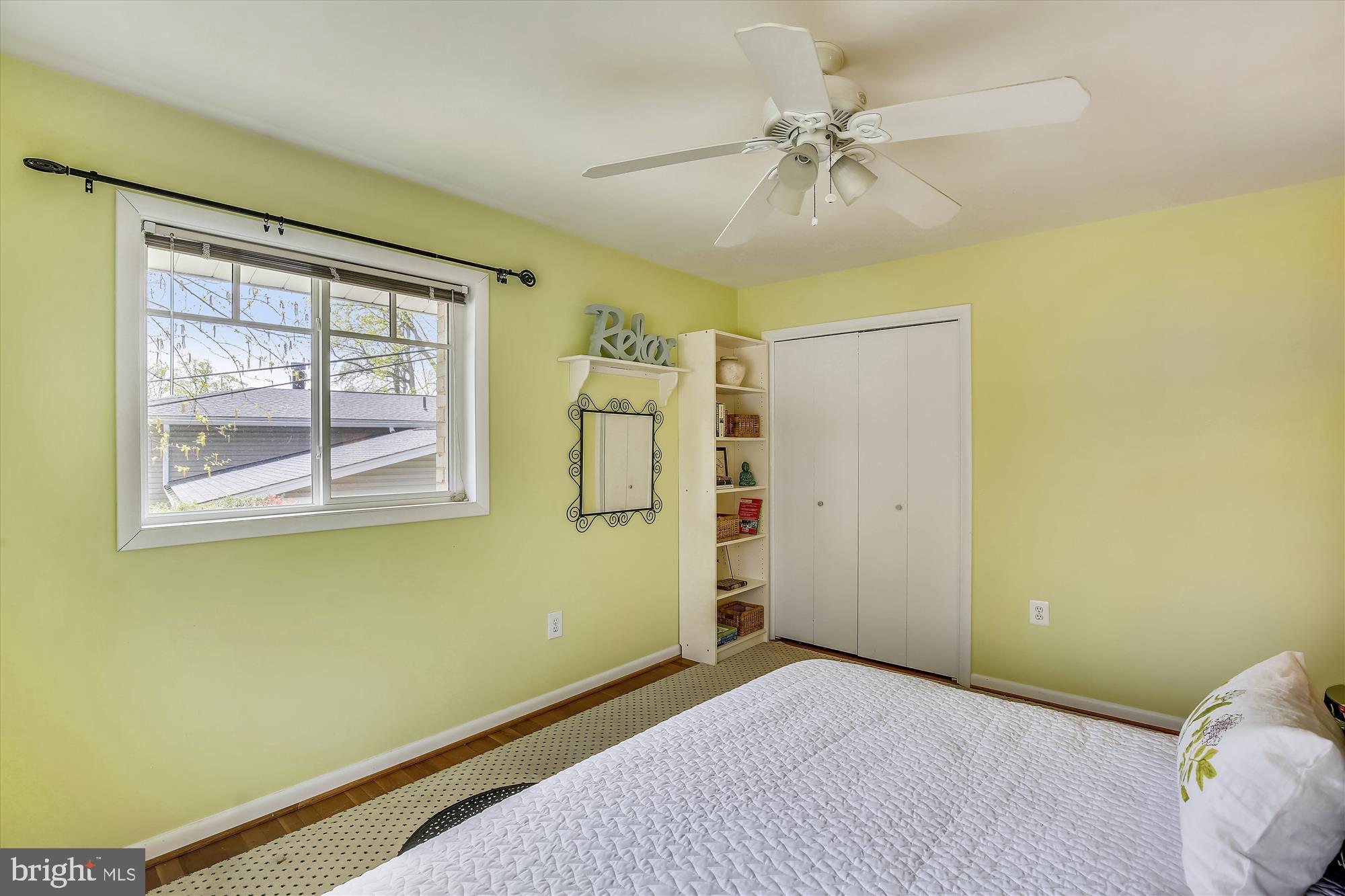 MANOR WOODS - Residential