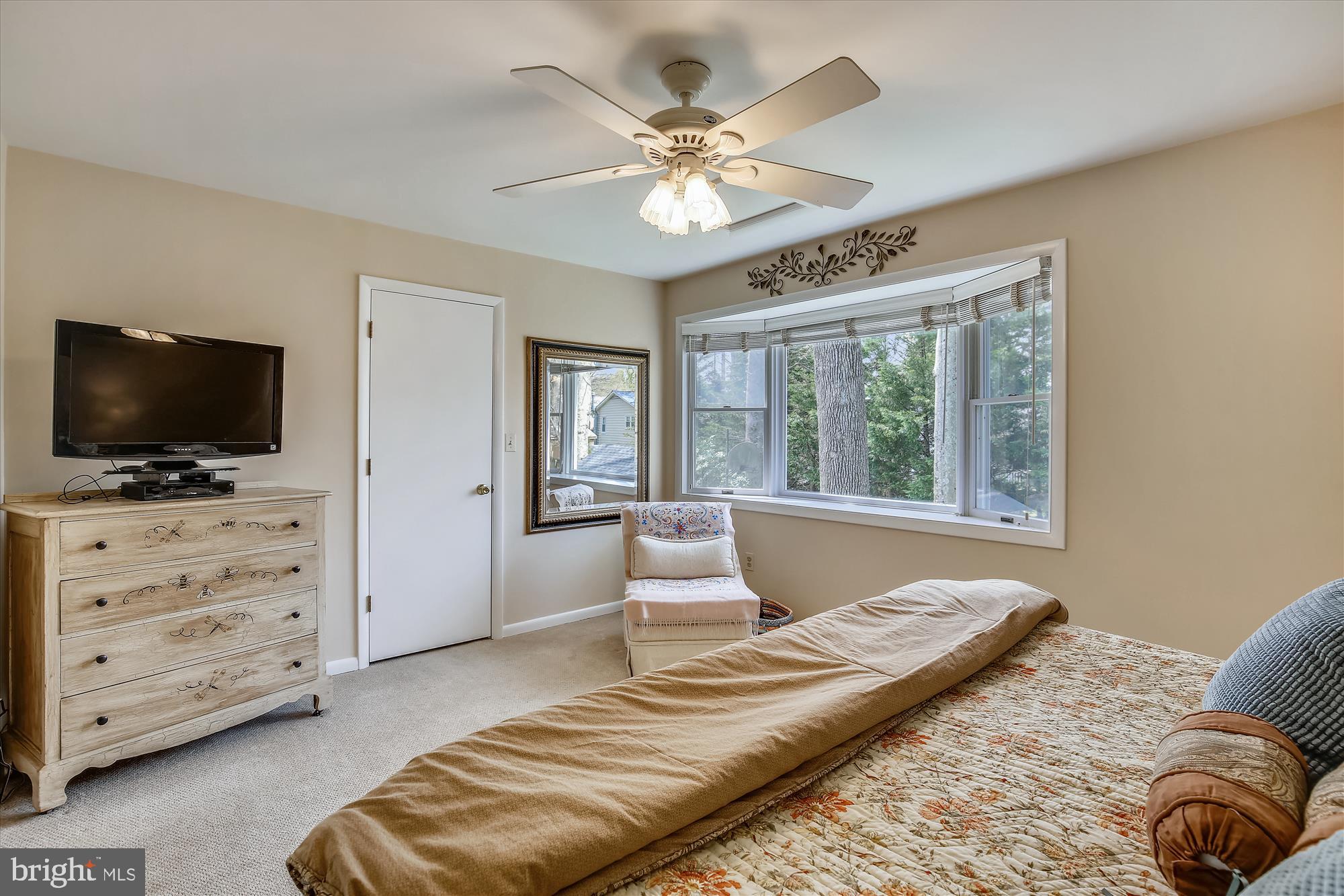 MANOR WOODS - Residential