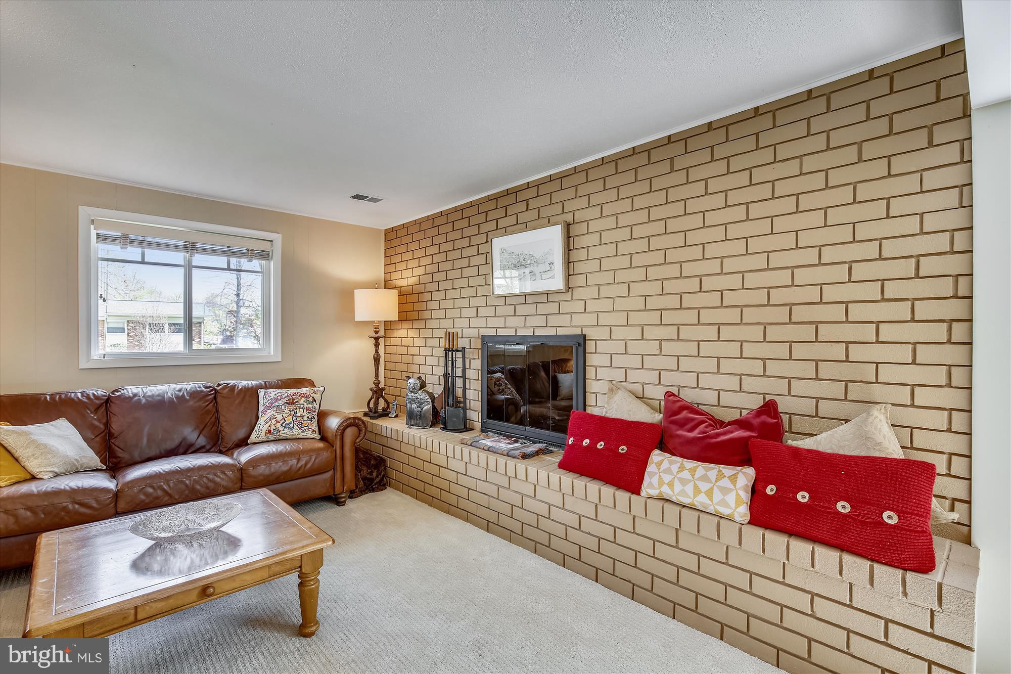 MANOR WOODS - Residential