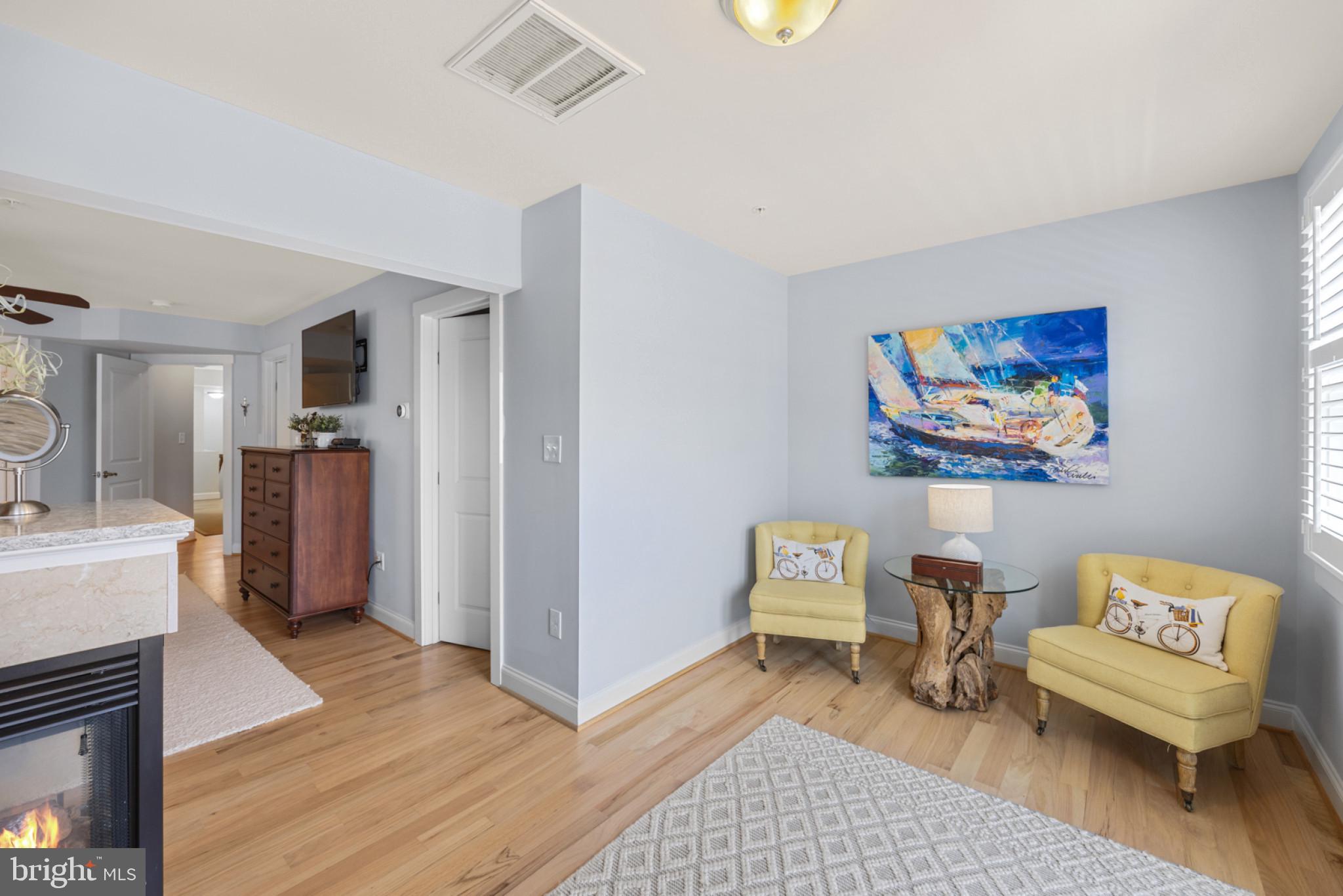 EASTPORT - Residential