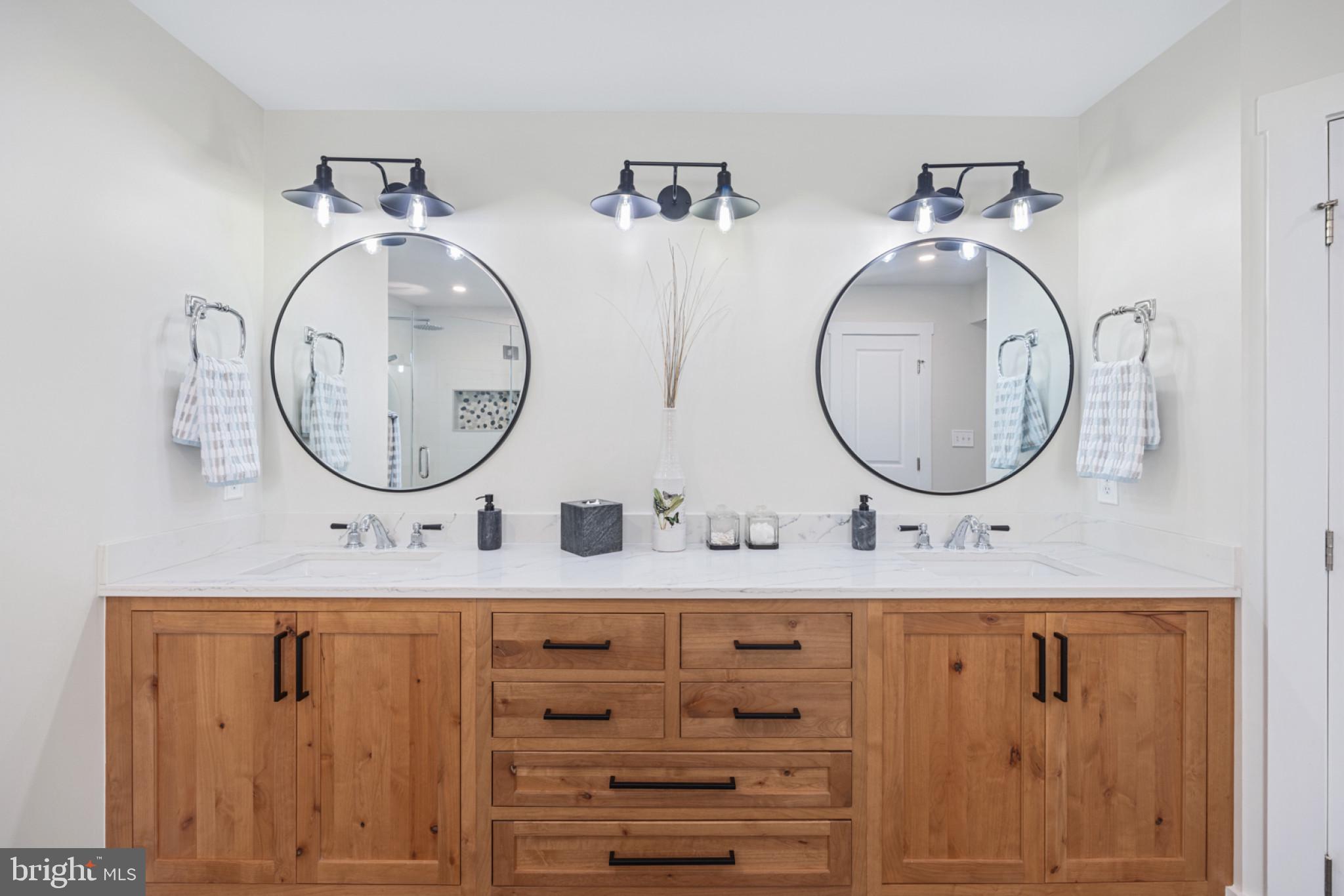 EASTPORT - Residential