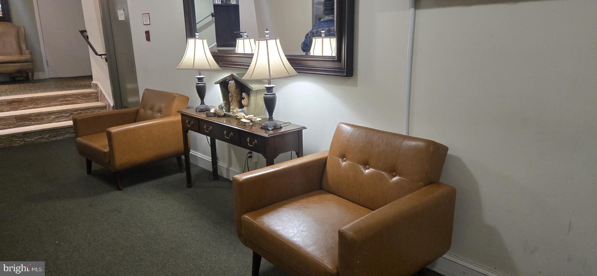 TOWERS IN WESTCHESTER PARK - Residential