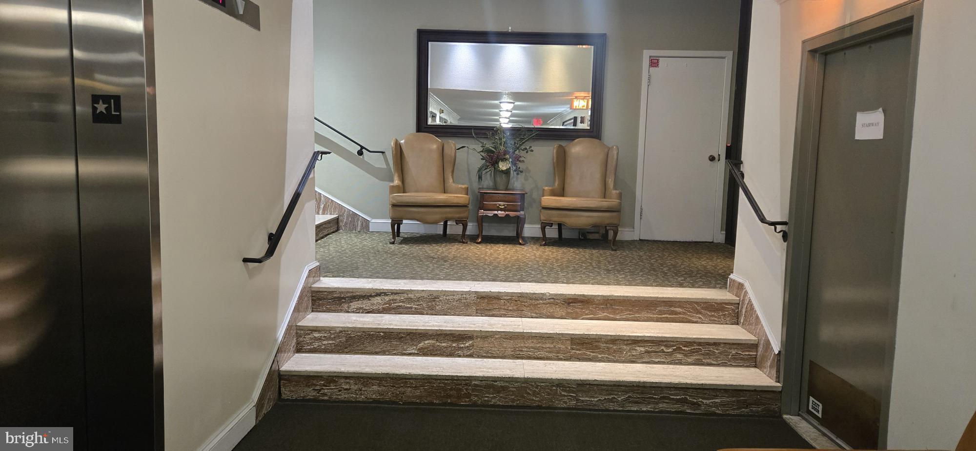 TOWERS IN WESTCHESTER PARK - Residential