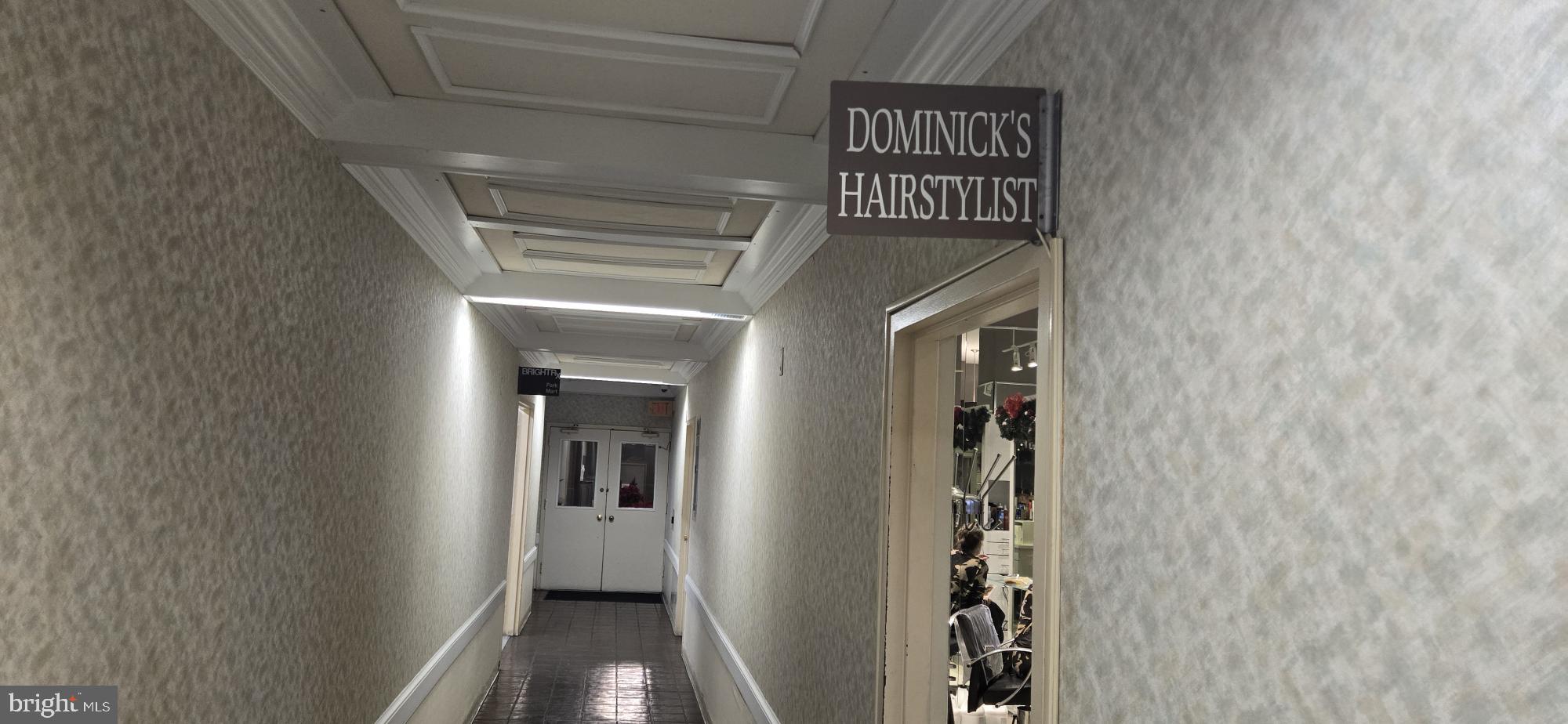 TOWERS IN WESTCHESTER PARK - Residential