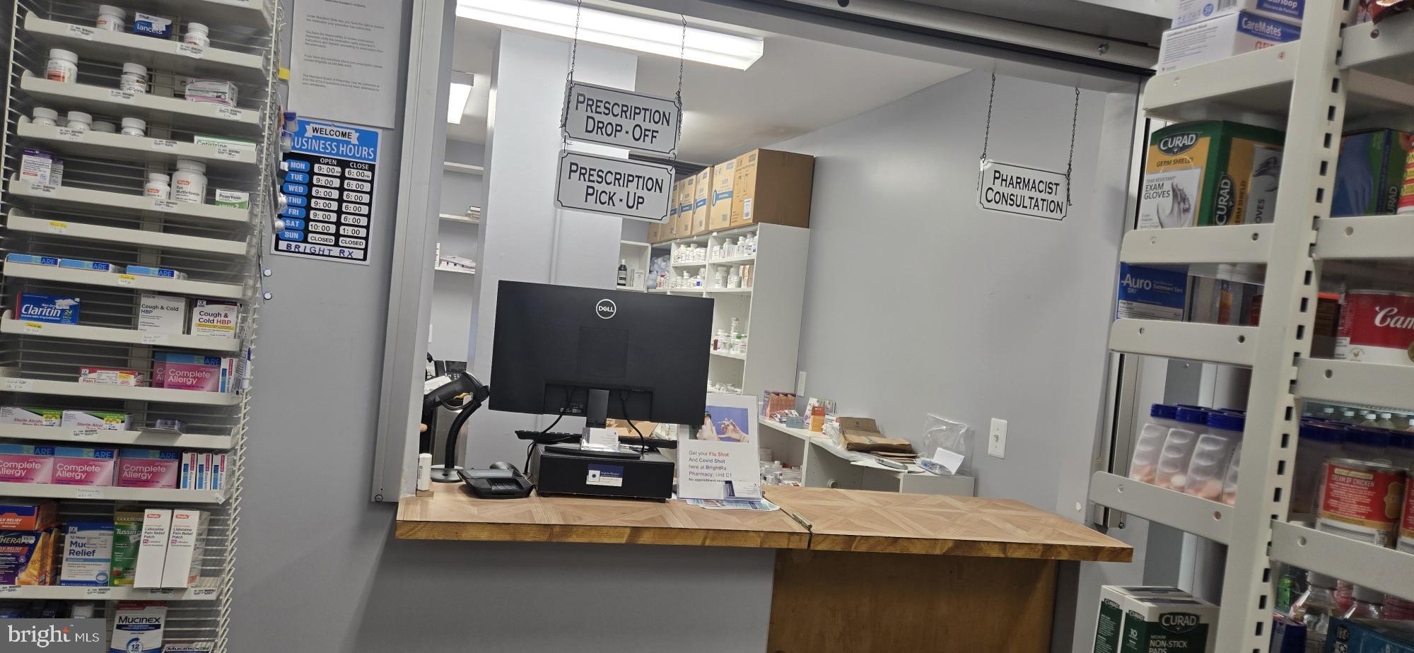 TOWERS IN WESTCHESTER PARK - Residential