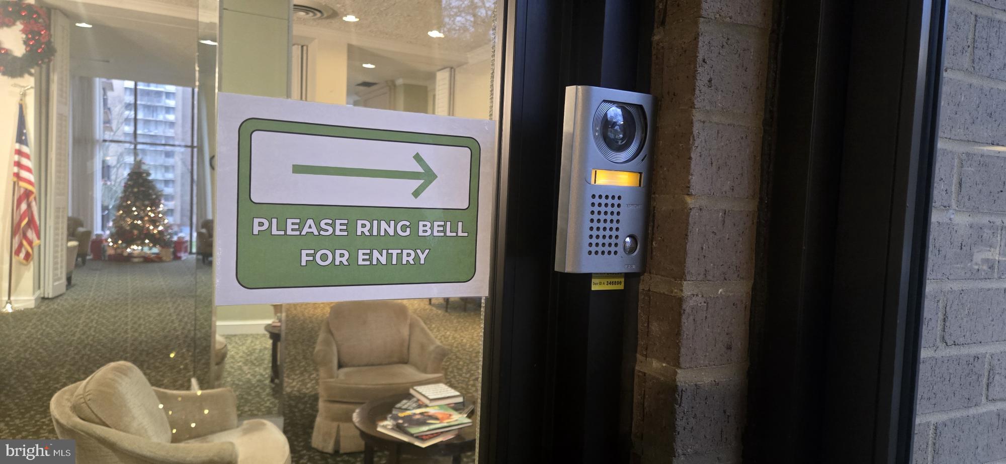 TOWERS IN WESTCHESTER PARK - Residential