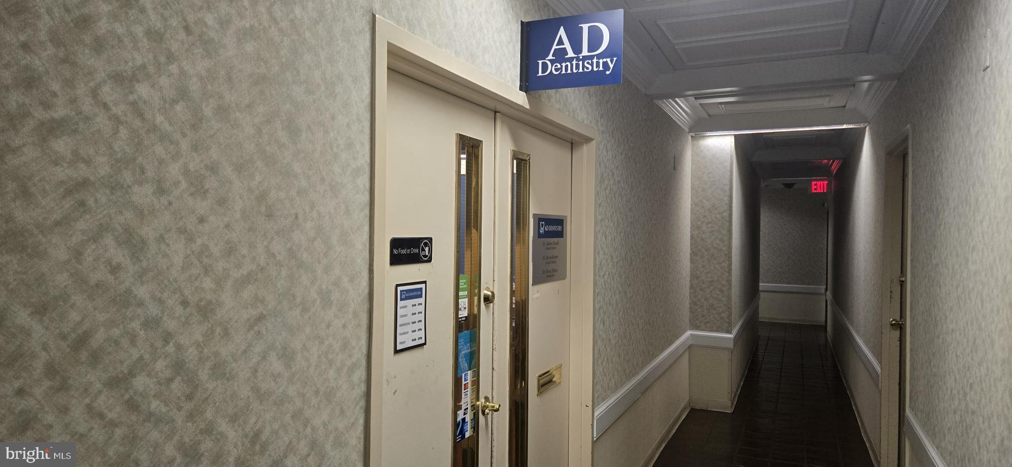 TOWERS IN WESTCHESTER PARK - Residential